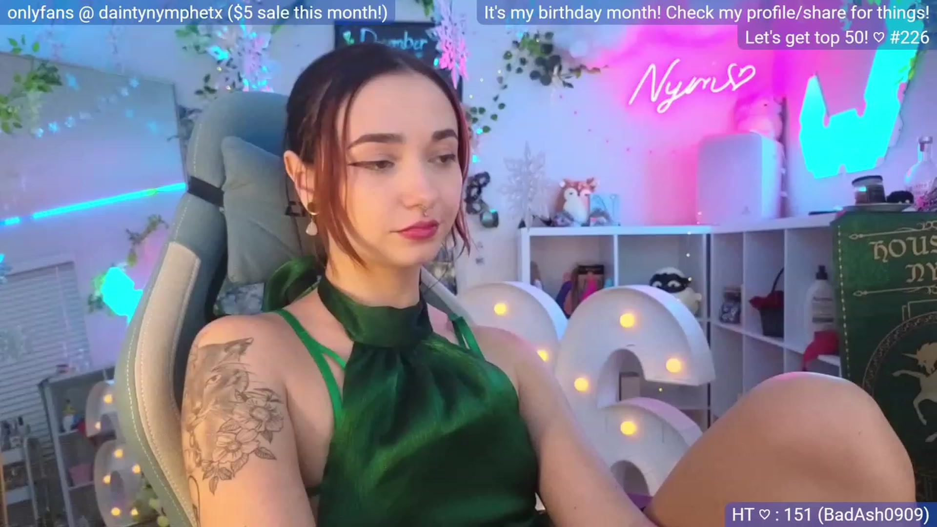 Gallery image thumbnail from BirthdayNym's myfreecams stream on, 12/21/2023, 04:06 image 3 of 20