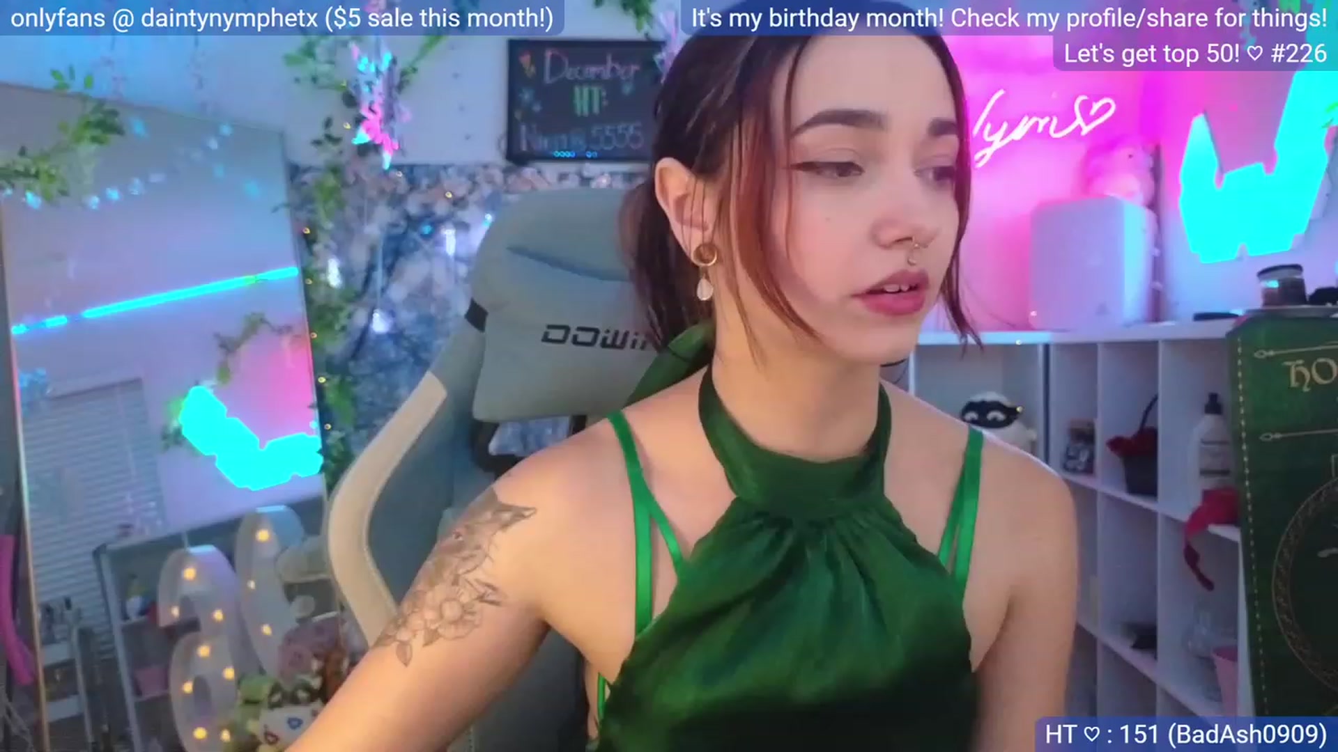 Gallery image thumbnail from BirthdayNym's myfreecams stream on, 12/21/2023, 04:06 image 4 of 20