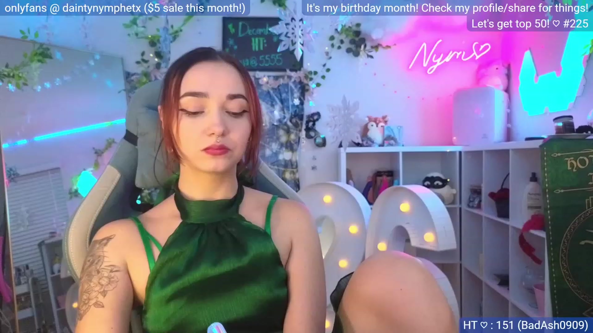 Gallery image thumbnail from BirthdayNym's myfreecams stream on, 12/21/2023, 04:06 image 12 of 20