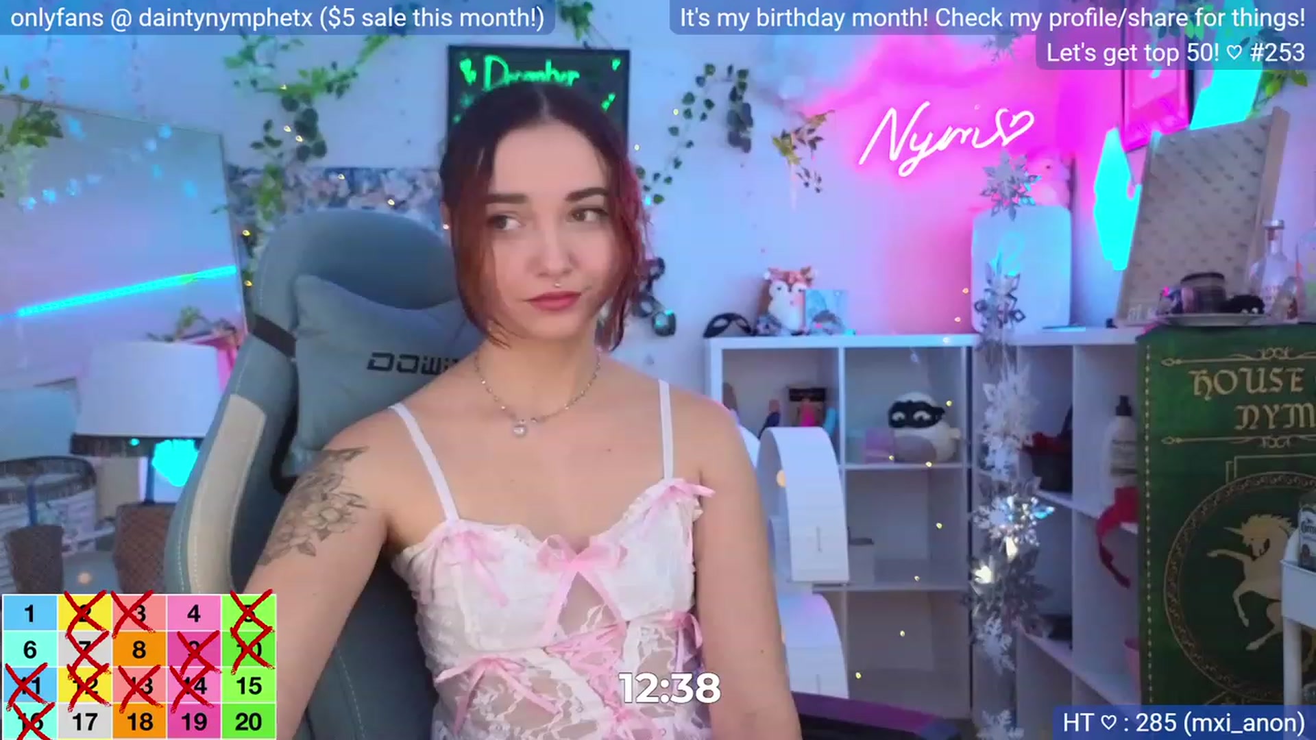 Gallery image thumbnail from BirthdayNym's myfreecams stream on, 12/29/2023, 05:37 image 17 of 20