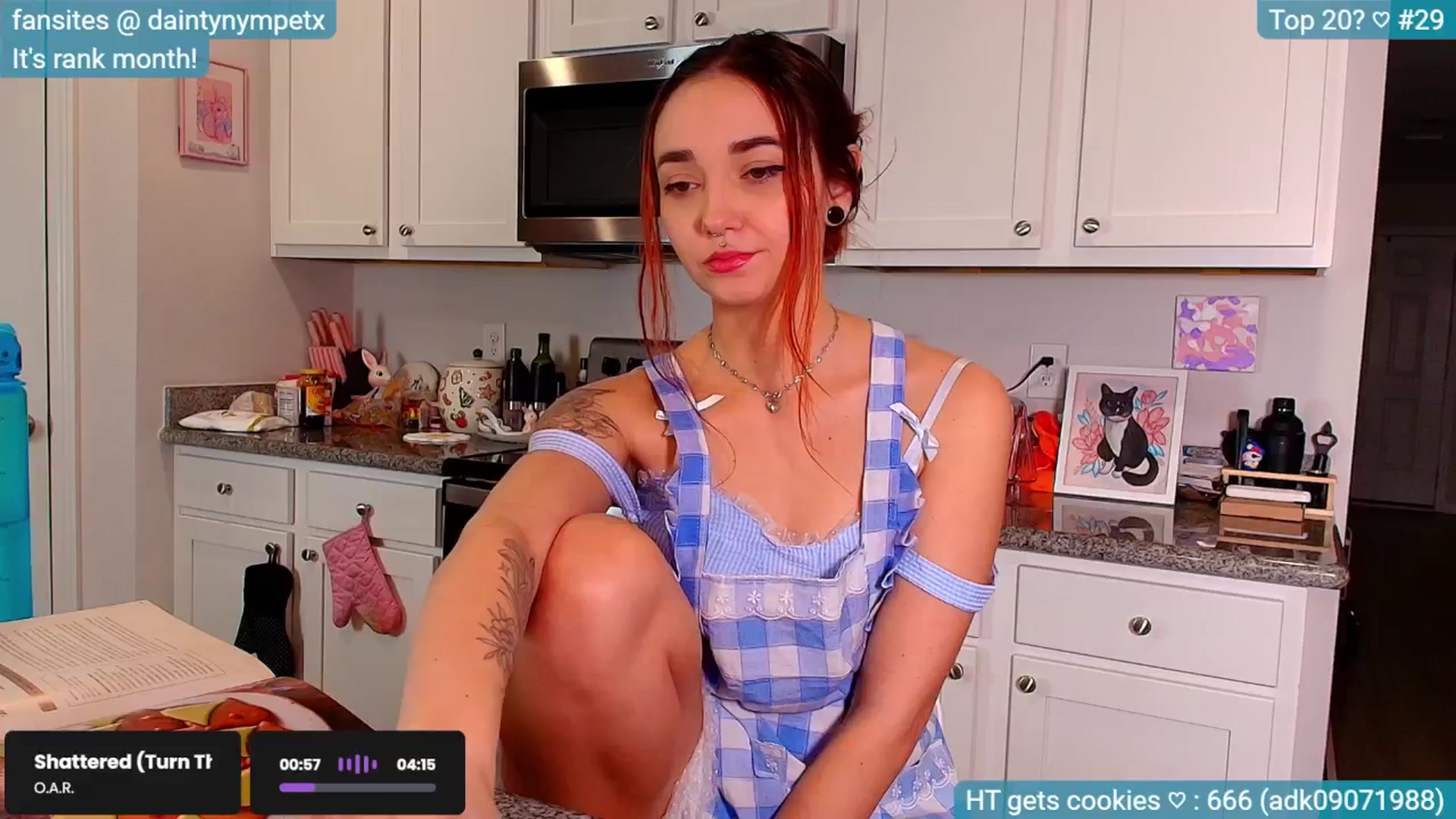 Gallery image thumbnail from BirthdayNym's myfreecams stream on, 12/21/2024, 05:11 image 6 of 20