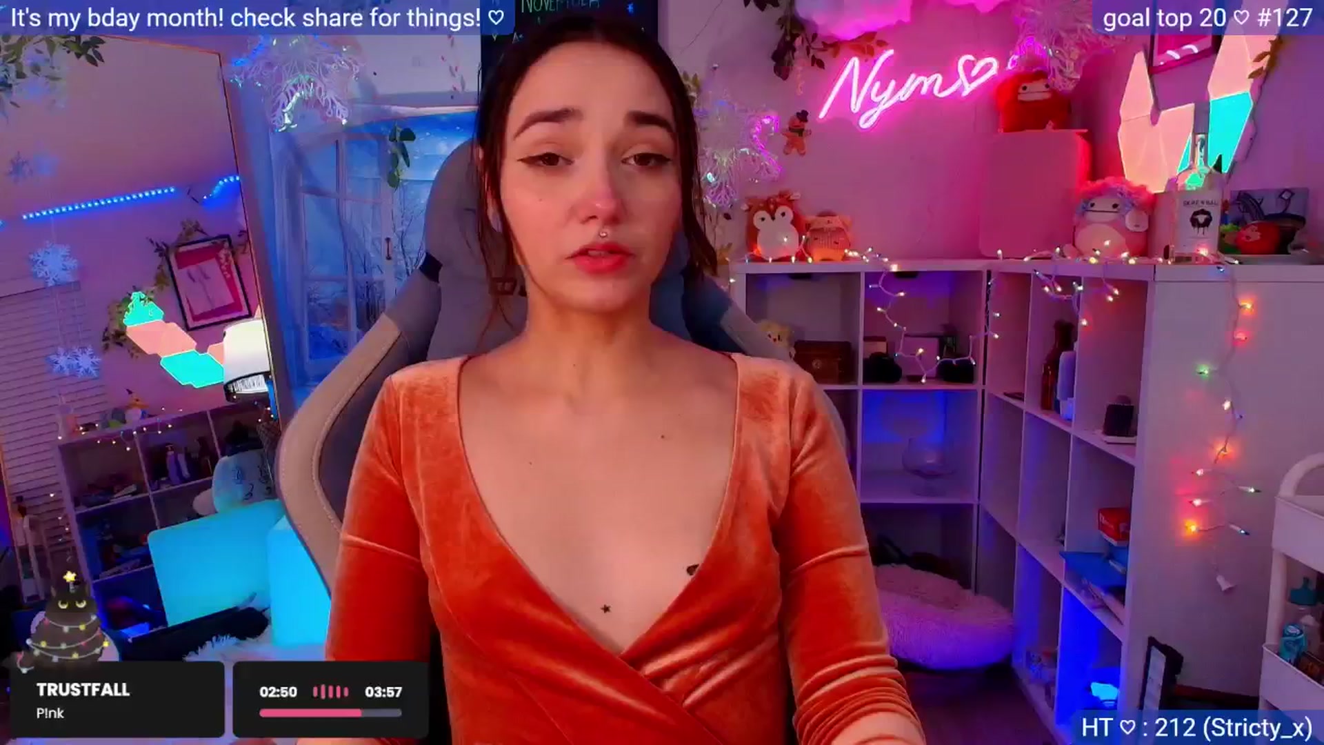 Gallery image thumbnail from BirthdayNym's myfreecams stream on, 12/01/2025, 09:06 image 5 of 20