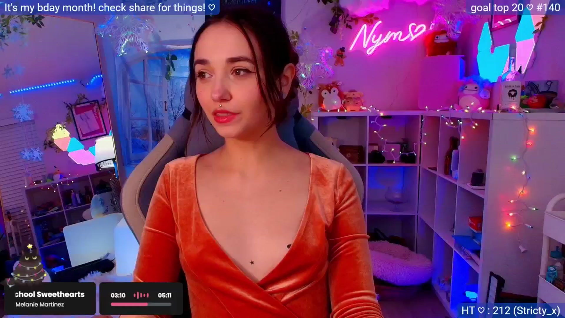 Gallery image thumbnail from BirthdayNym's myfreecams stream on, 12/01/2025, 09:06 image 13 of 20