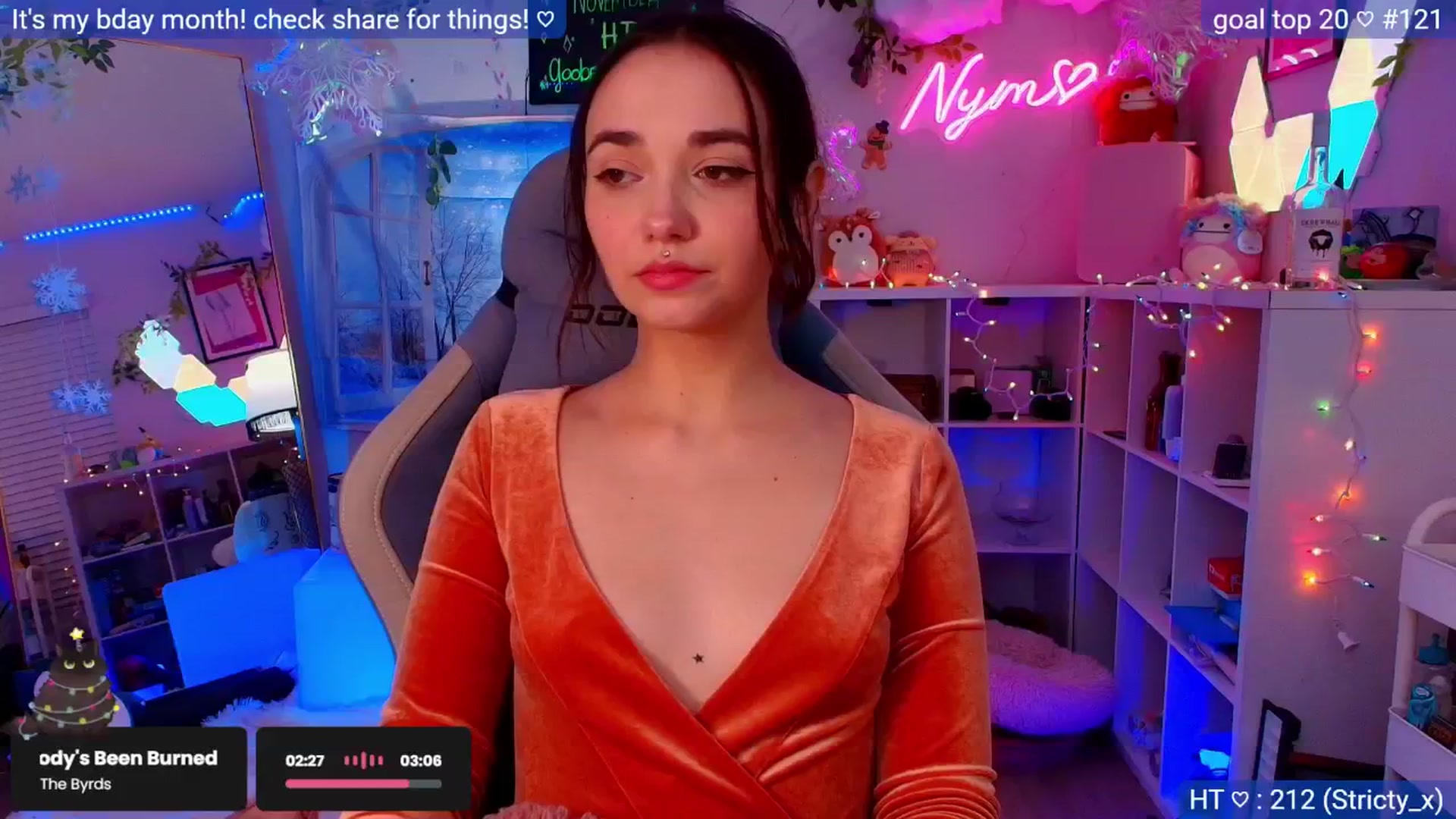 Gallery image thumbnail from BirthdayNym's myfreecams stream on, 12/01/2025, 09:06 image 2 of 20