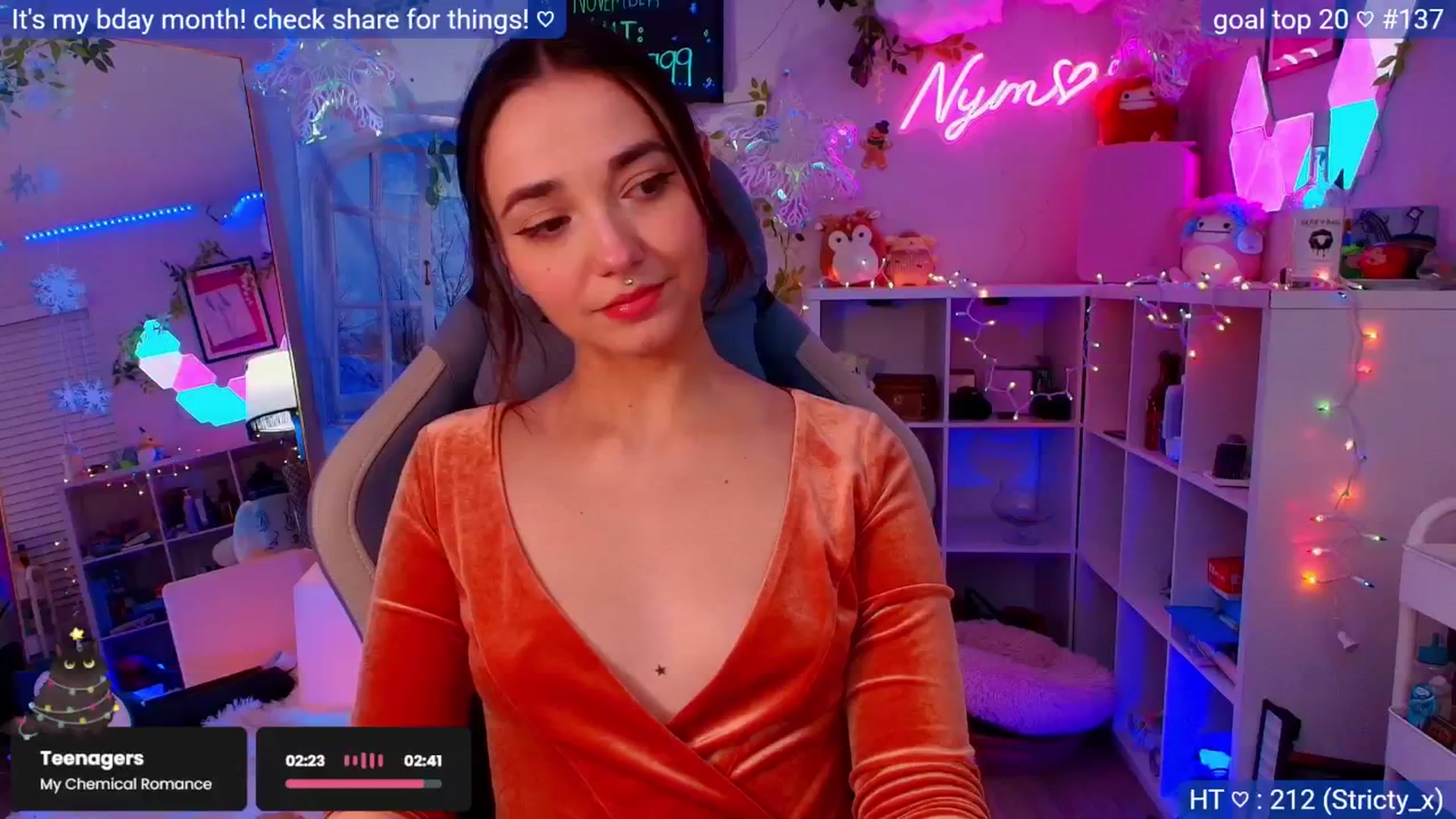 Gallery image thumbnail from BirthdayNym's myfreecams stream on, 12/01/2025, 09:06 image 10 of 20