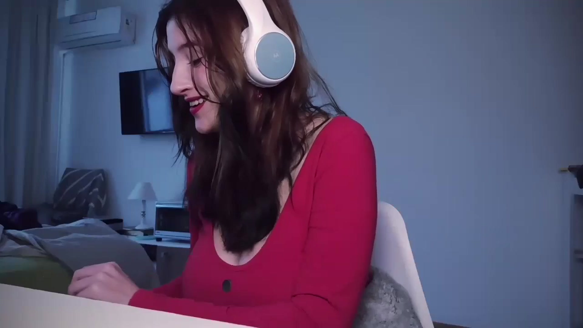 Gallery image thumbnail from BirthdayPanda's myfreecams stream on, 06/14/2025, 13:56 image 2 of 20