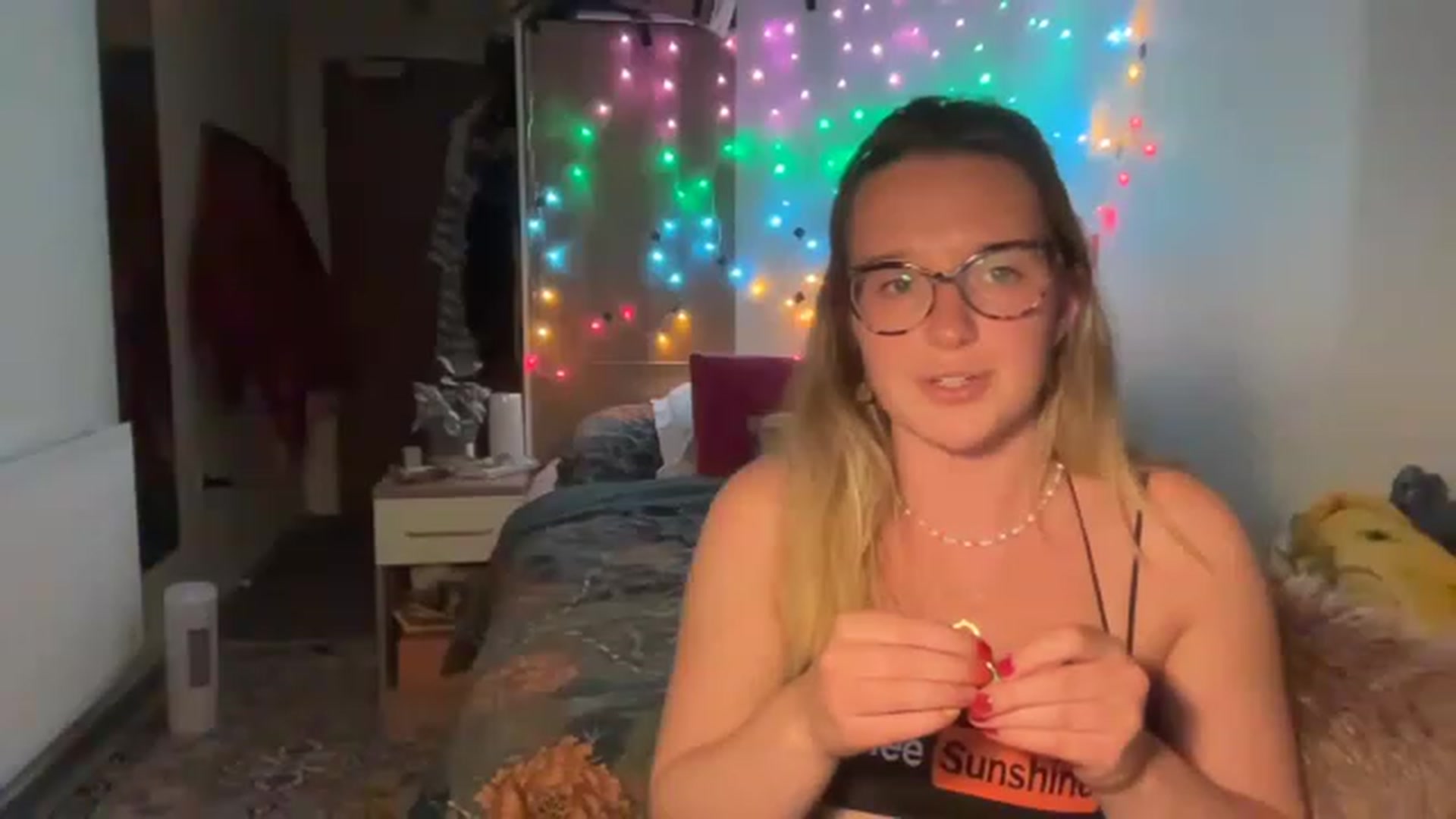 Gallery image thumbnail from BirthdayRosie's myfreecams stream on, 05/04/2023, 22:46 image 9 of 20