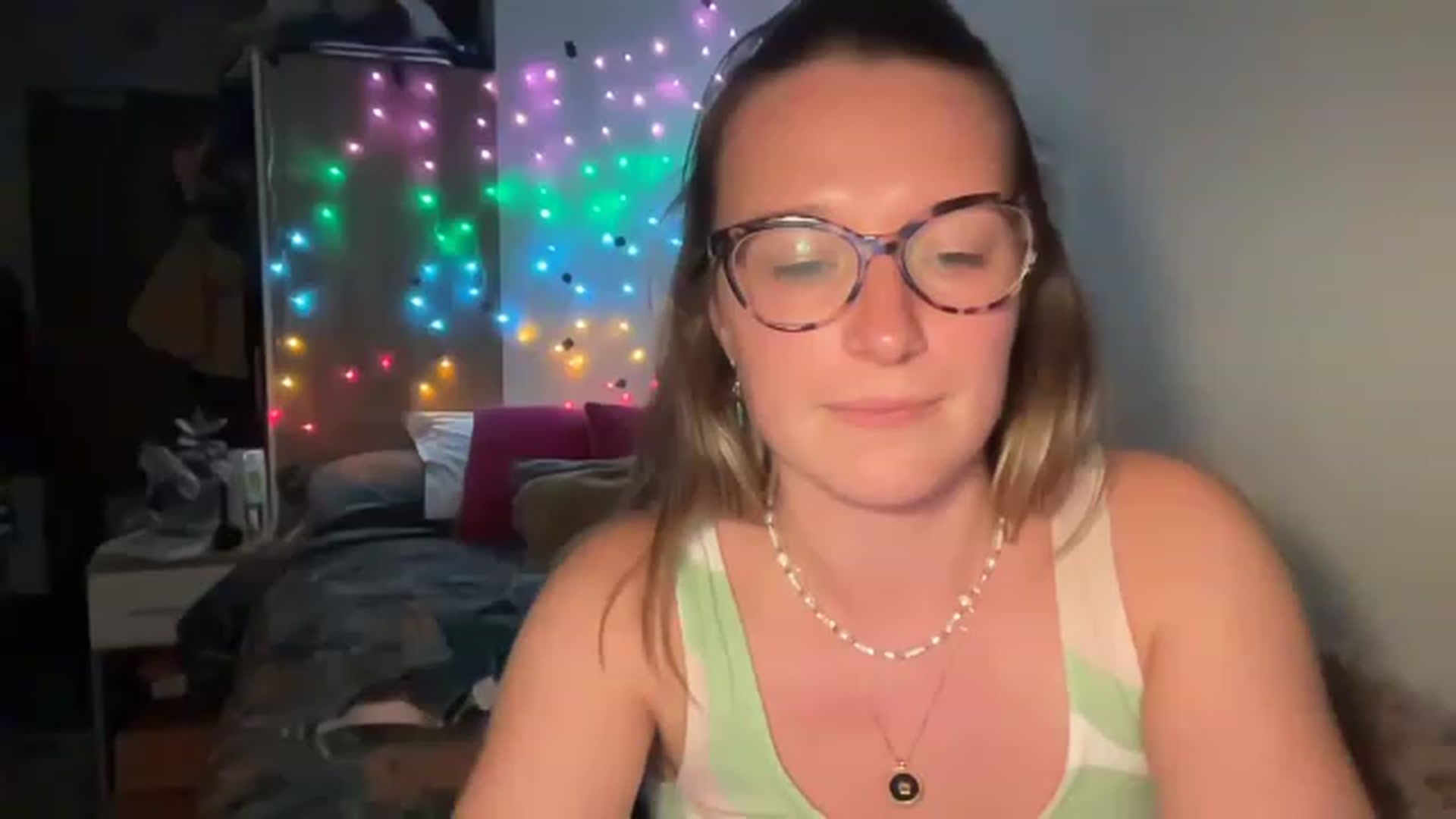 Gallery image thumbnail from BirthdayRosie's myfreecams stream on, 05/10/2023, 22:37 image 1 of 20