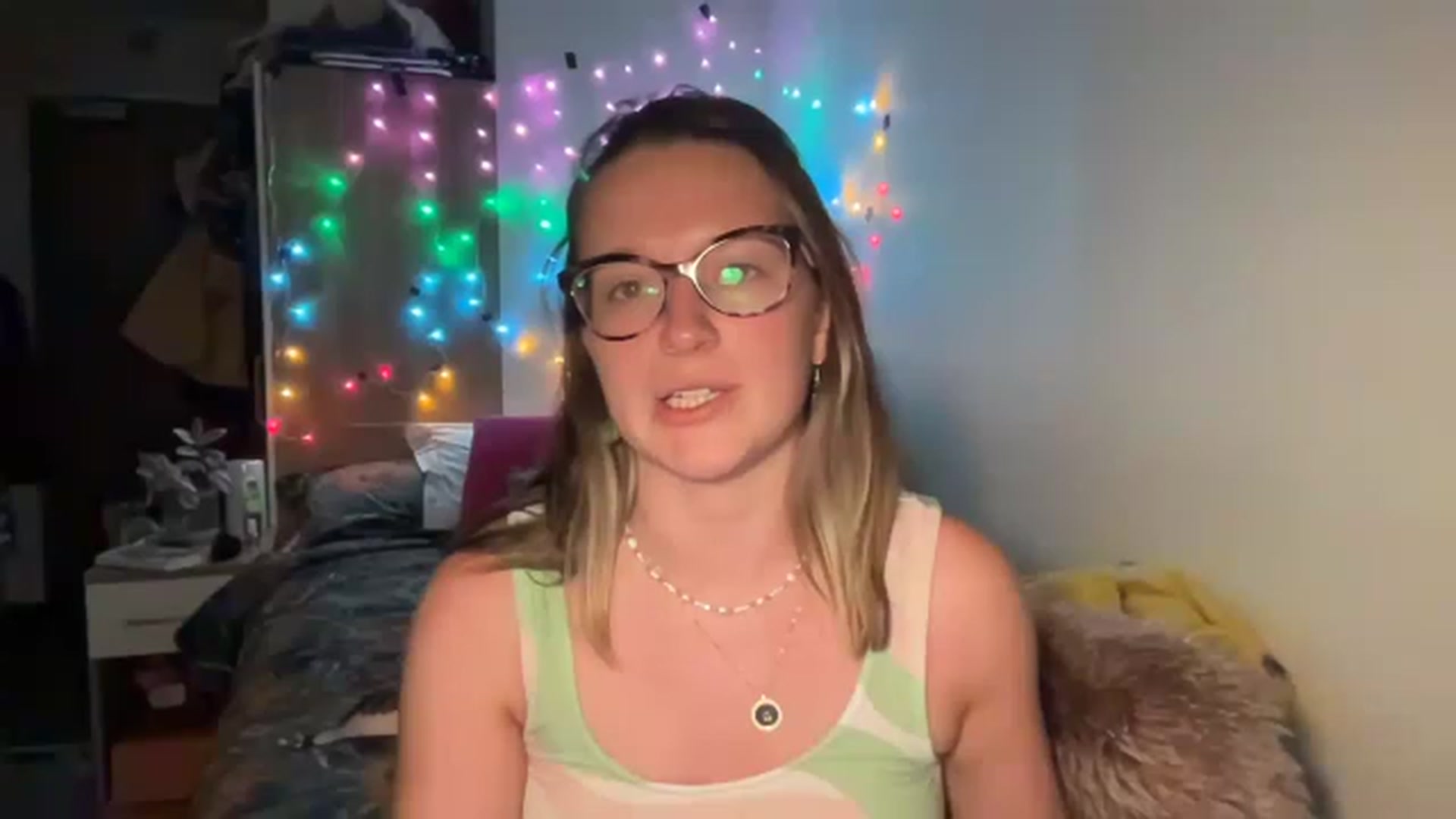 Gallery image thumbnail from BirthdayRosie's myfreecams stream on, 05/10/2023, 22:37 image 18 of 20