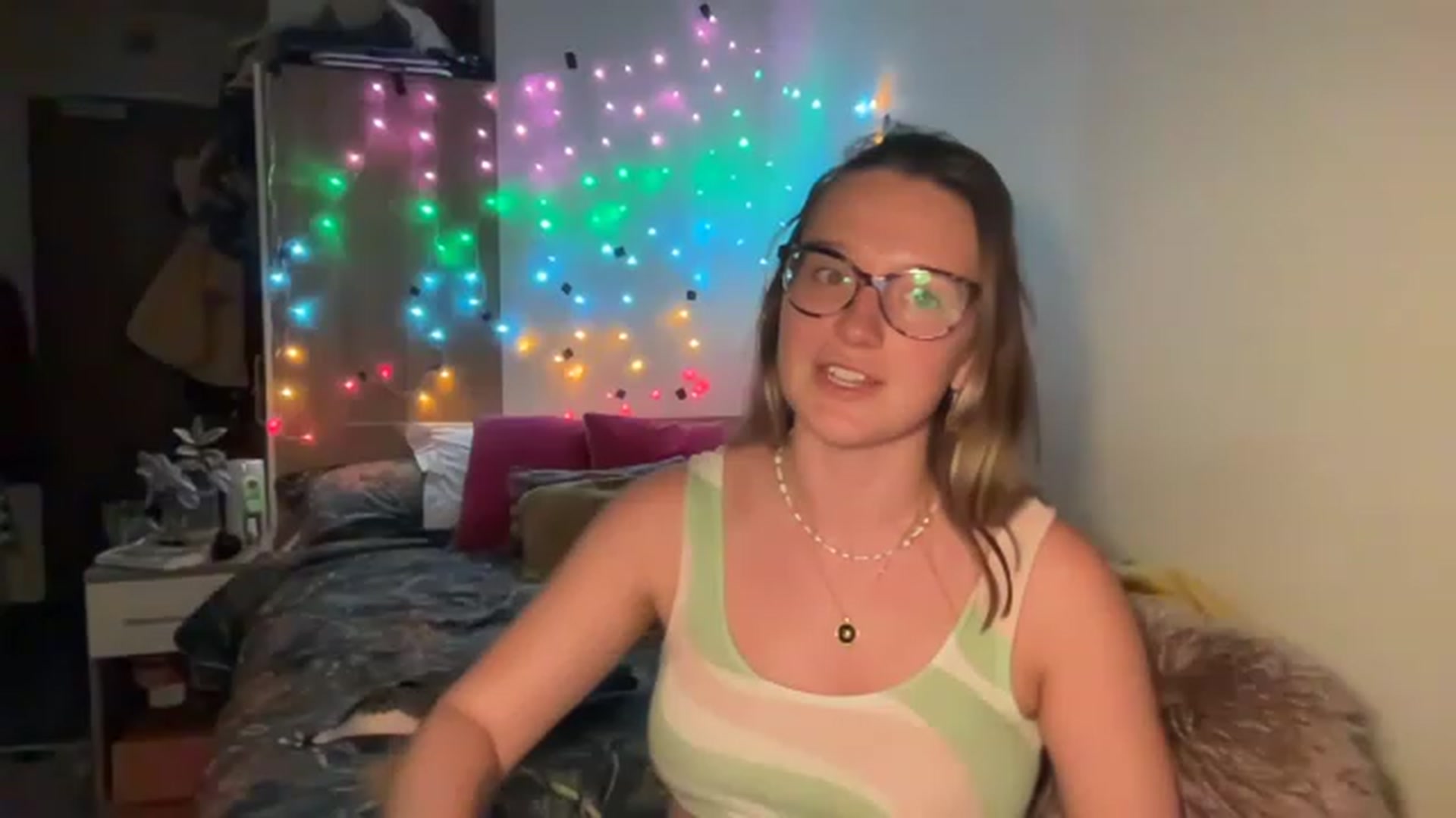 Gallery image thumbnail from BirthdayRosie's myfreecams stream on, 05/10/2023, 22:37 image 15 of 20