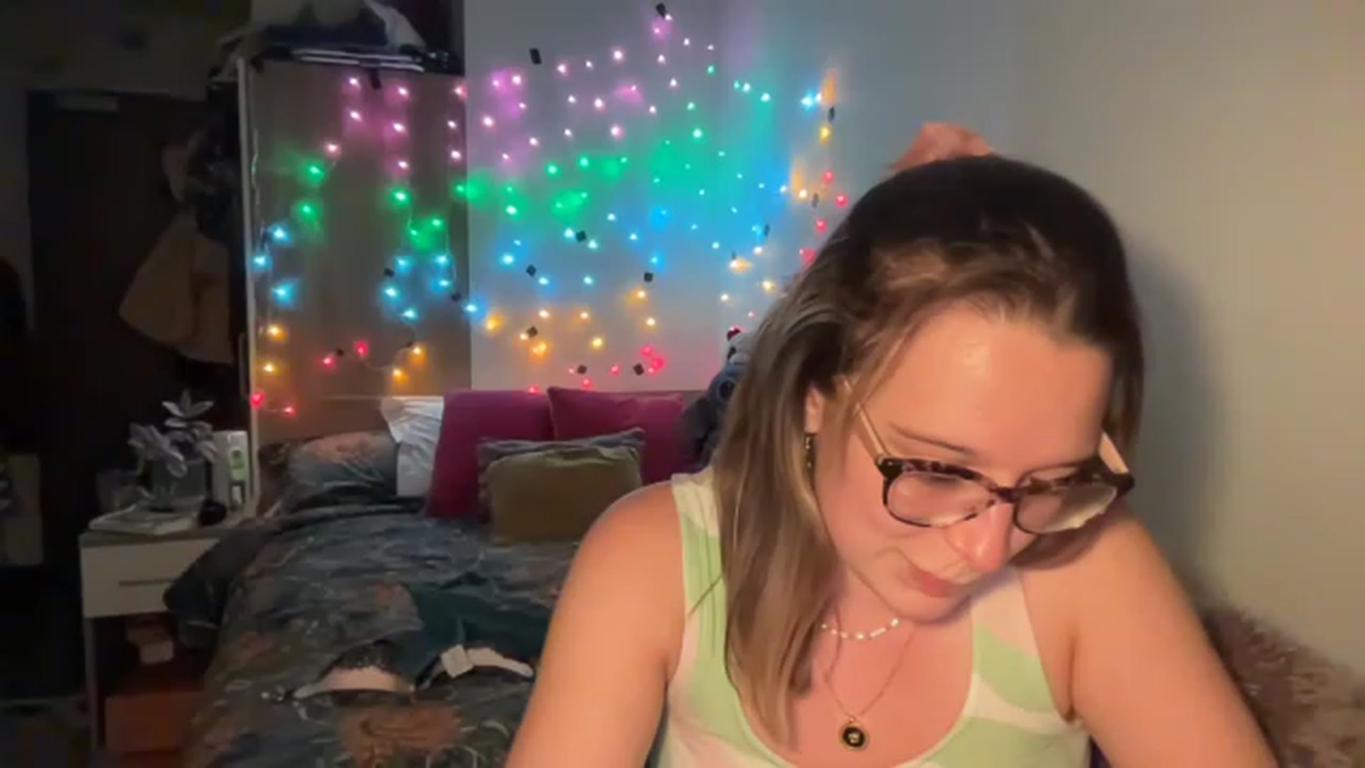 Gallery image thumbnail from BirthdayRosie's myfreecams stream on, 05/10/2023, 22:37 image 7 of 20