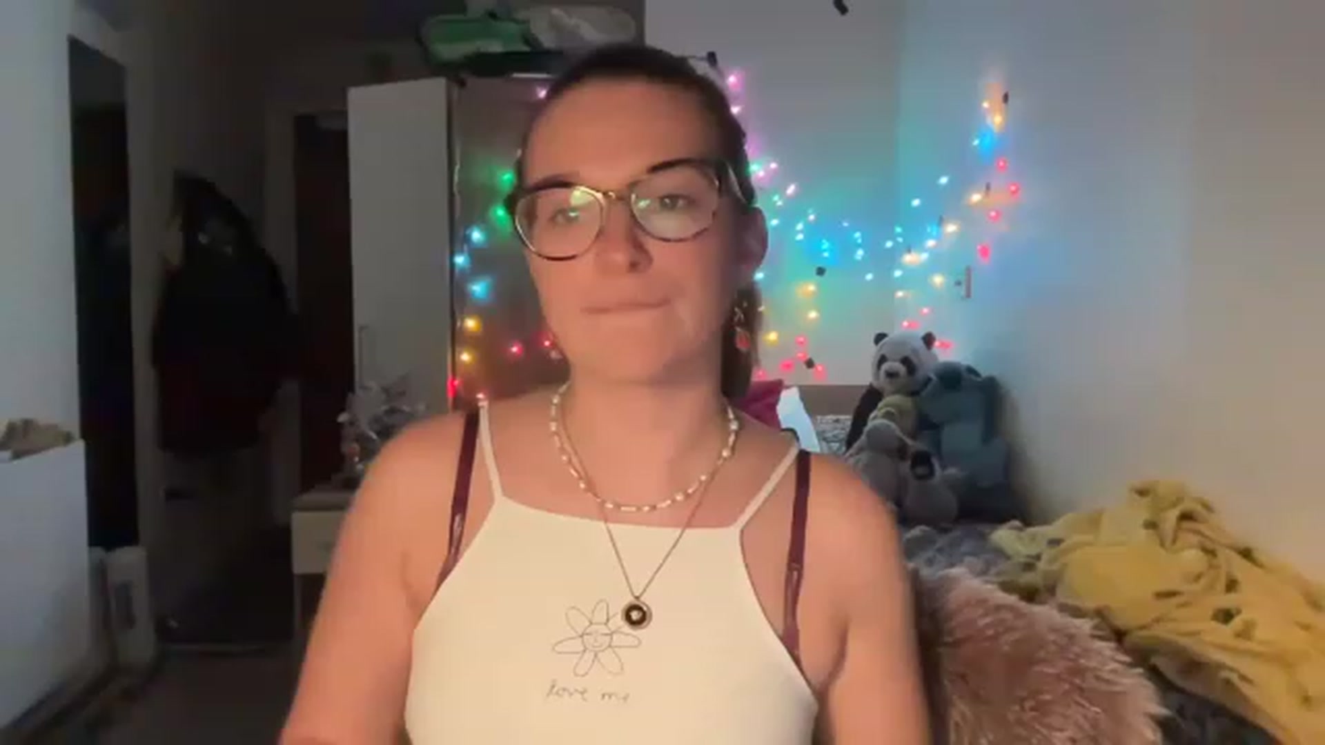 Gallery image thumbnail from BirthdayRosie's myfreecams stream on, 05/22/2023, 22:15 image 1 of 20