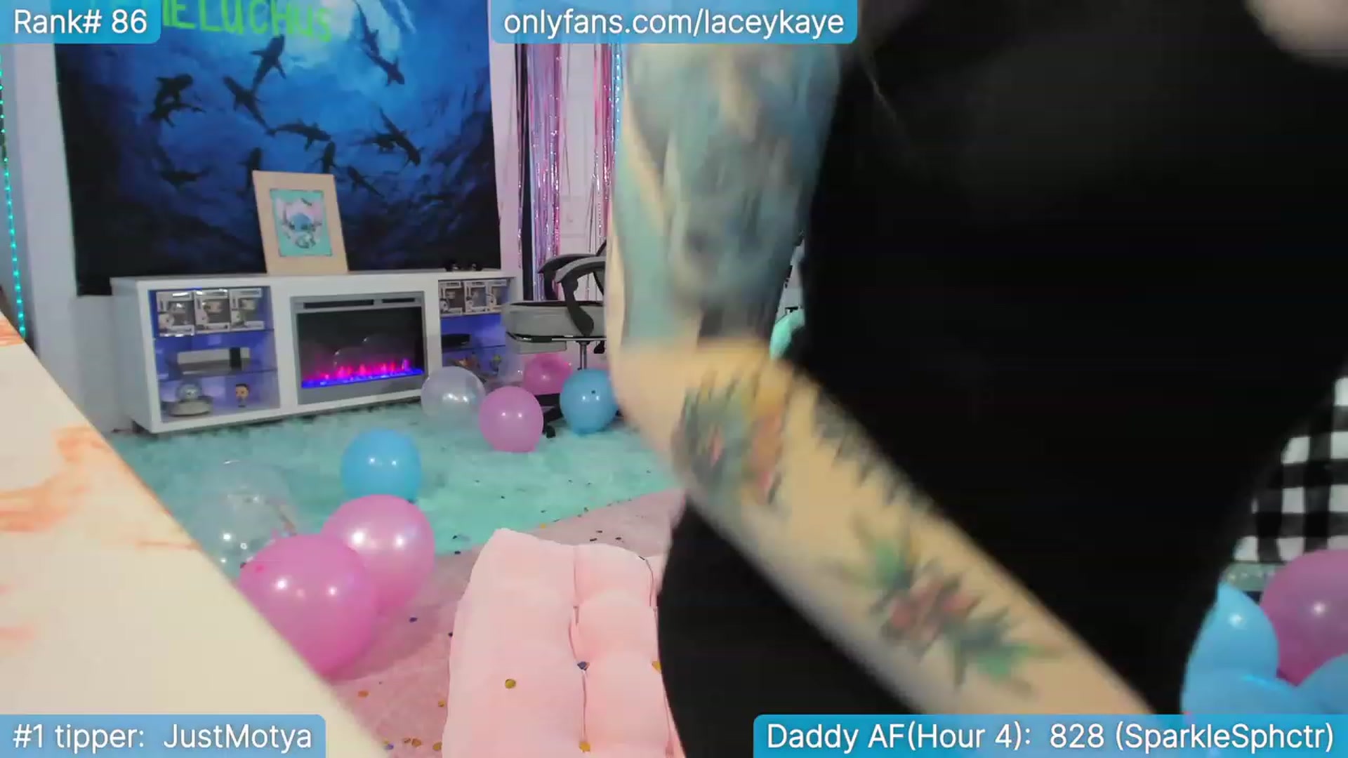 Gallery image thumbnail from BirthdayShark's myfreecams stream on, 09/09/2023, 08:01 image 6 of 20