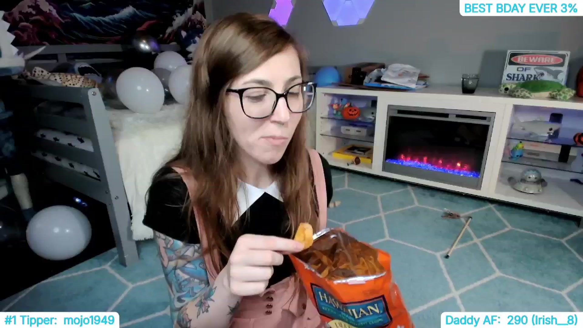 Gallery image thumbnail from BirthdayShark's myfreecams stream on, 09/07/2024, 07:07 image 4 of 20
