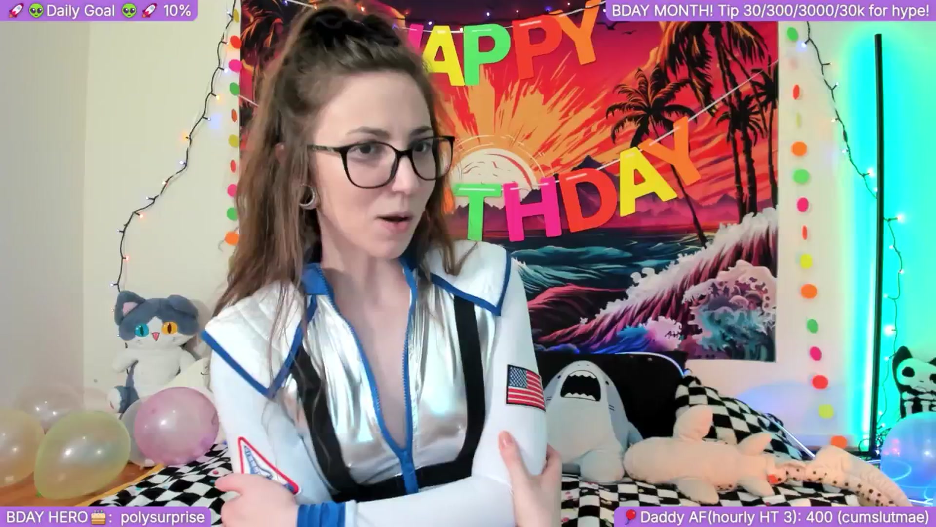 Gallery image thumbnail from BirthdayShark's myfreecams stream on, 09/06/2025, 04:18 image 11 of 20