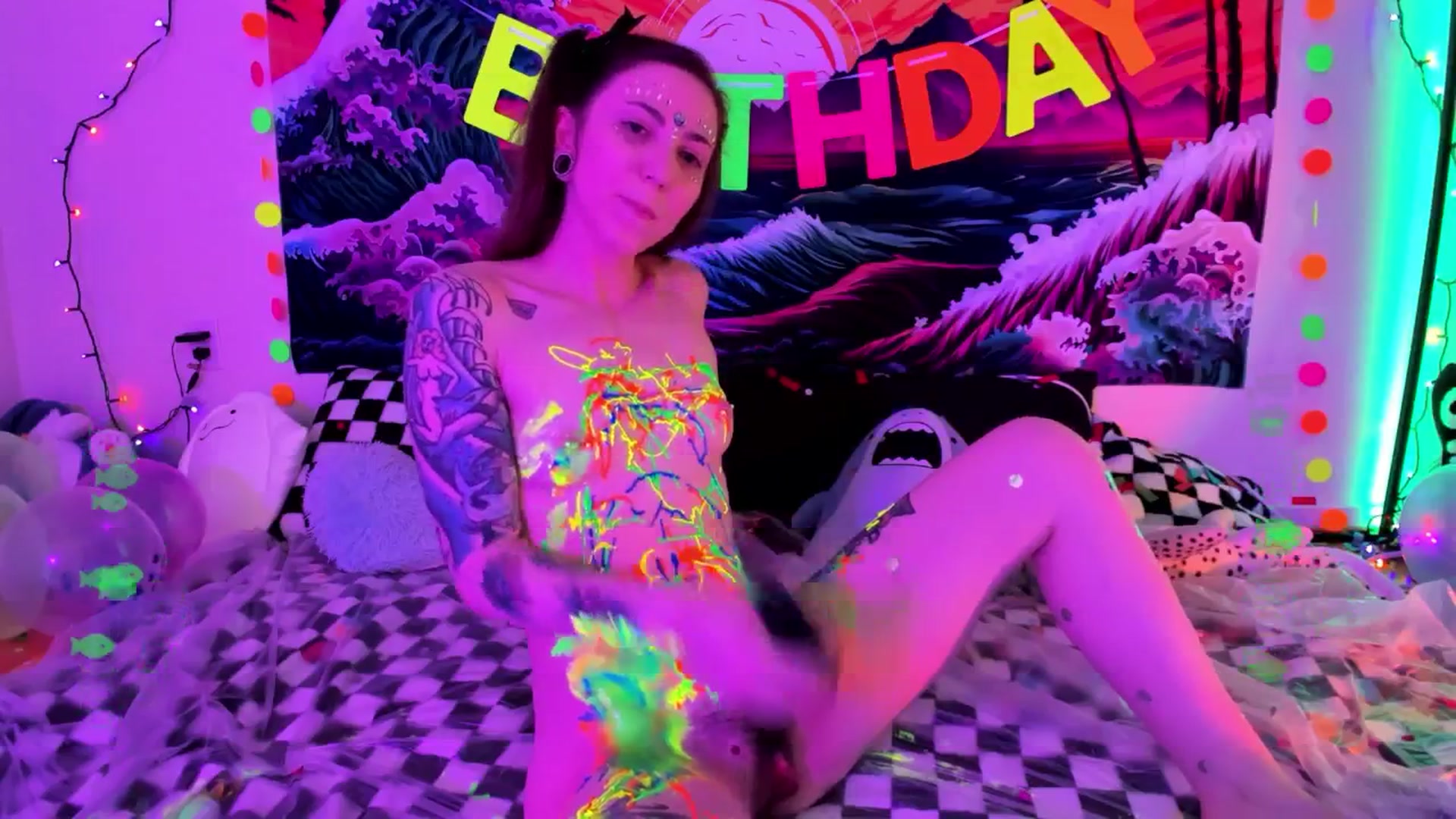 Gallery image thumbnail from BirthdayShark's myfreecams stream on, 09/06/2025, 05:06 image 18 of 20