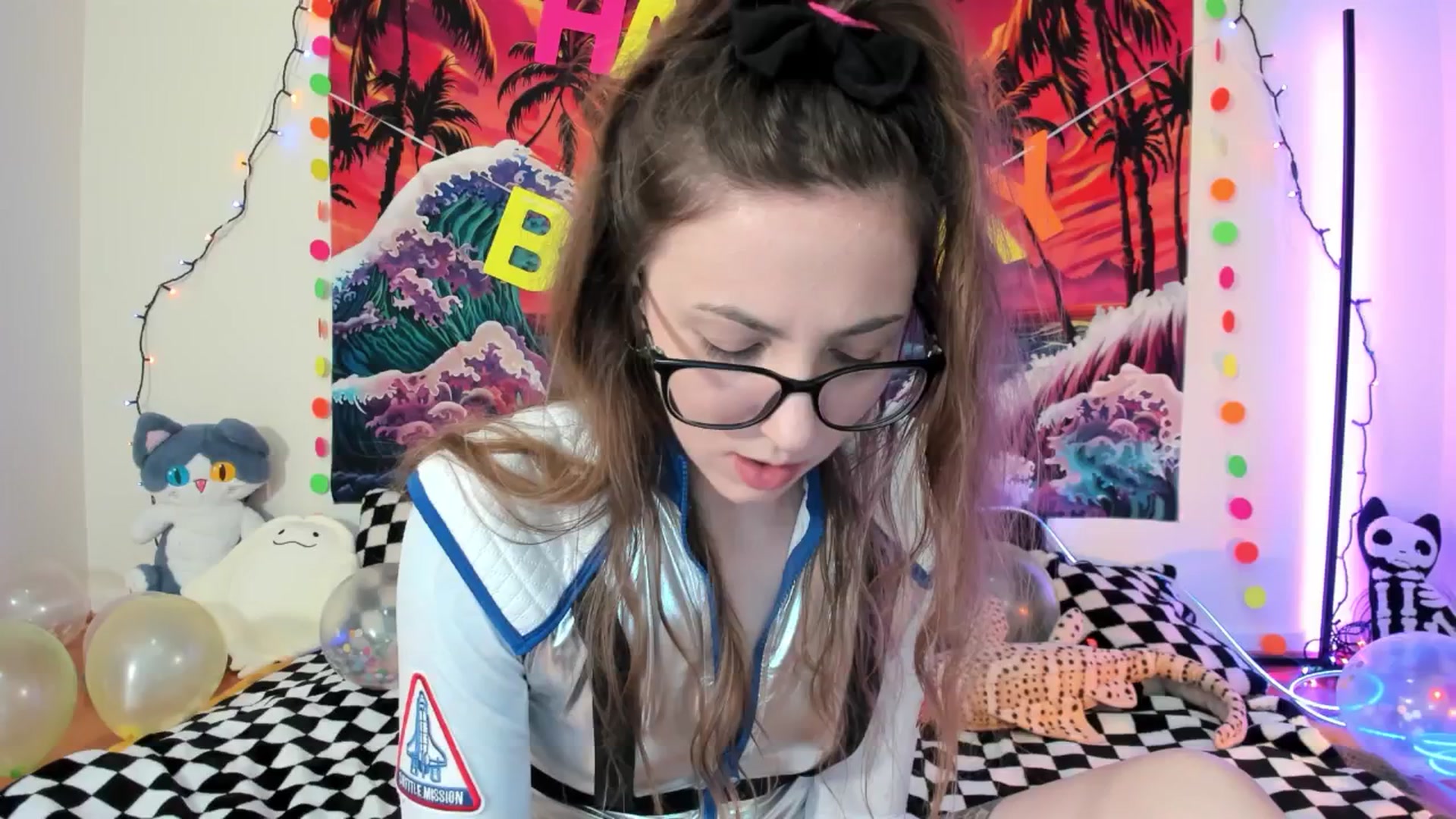 Gallery image thumbnail from BirthdayShark's myfreecams stream on, 09/06/2025, 05:06 image 2 of 20
