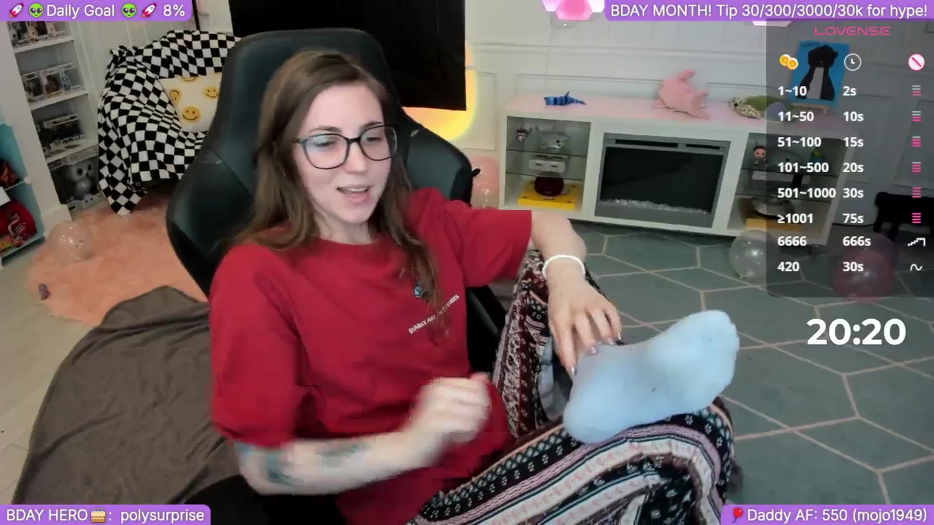 Gallery image thumbnail from BirthdayShark's myfreecams stream on, 09/10/2025, 01:19 image 16 of 20
