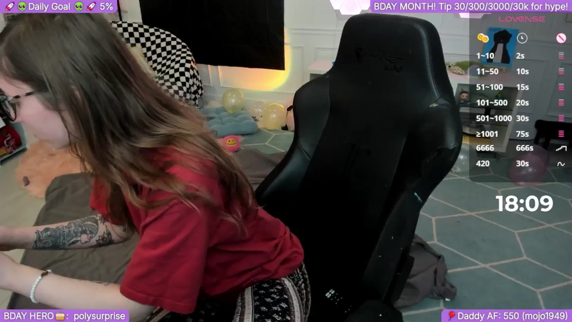 Gallery image thumbnail from BirthdayShark's myfreecams stream on, 09/10/2025, 01:19 image 6 of 20