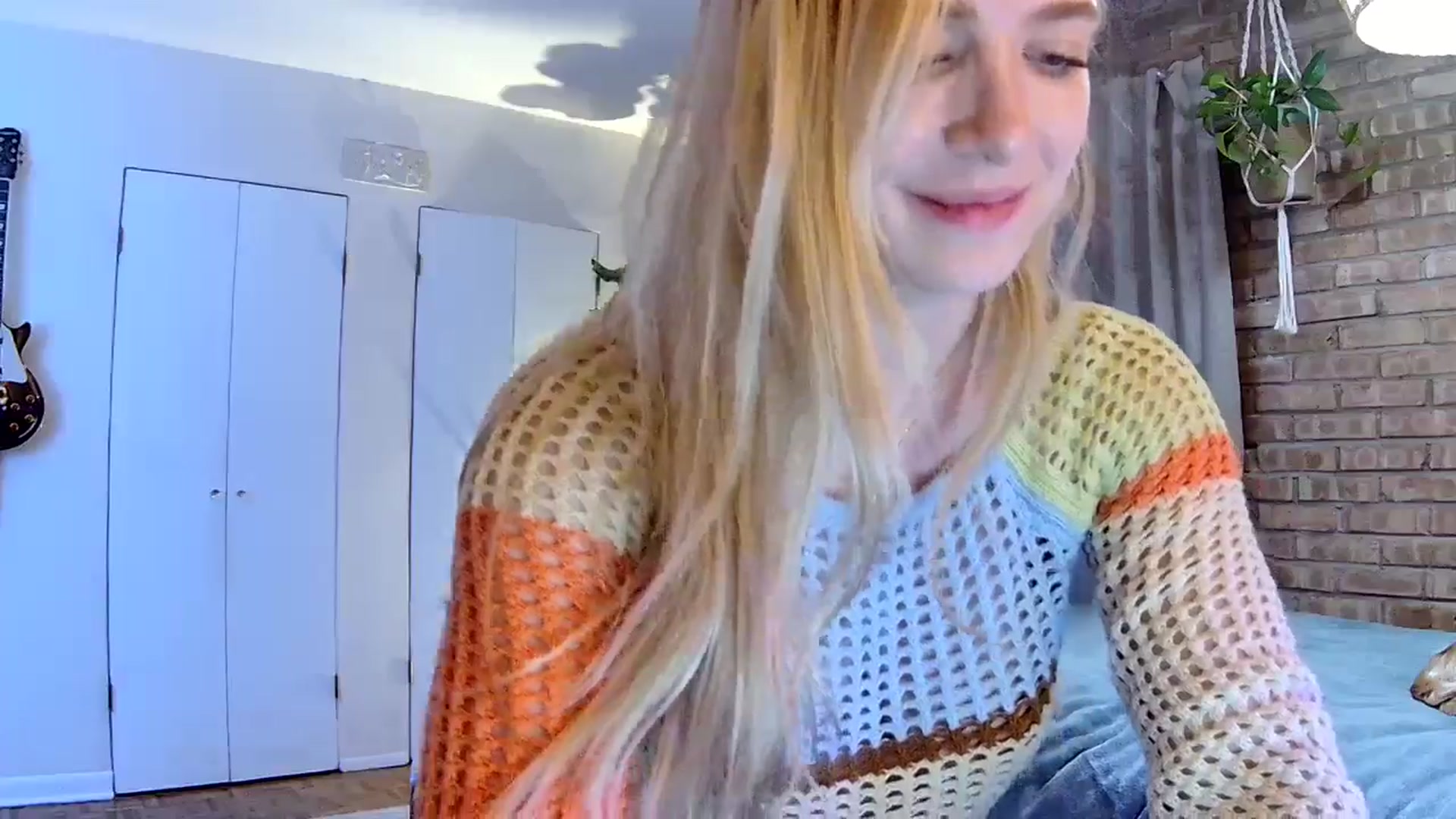 Gallery image thumbnail from BirthdaySky's myfreecams stream on, 05/02/2024, 07:08 image 17 of 20