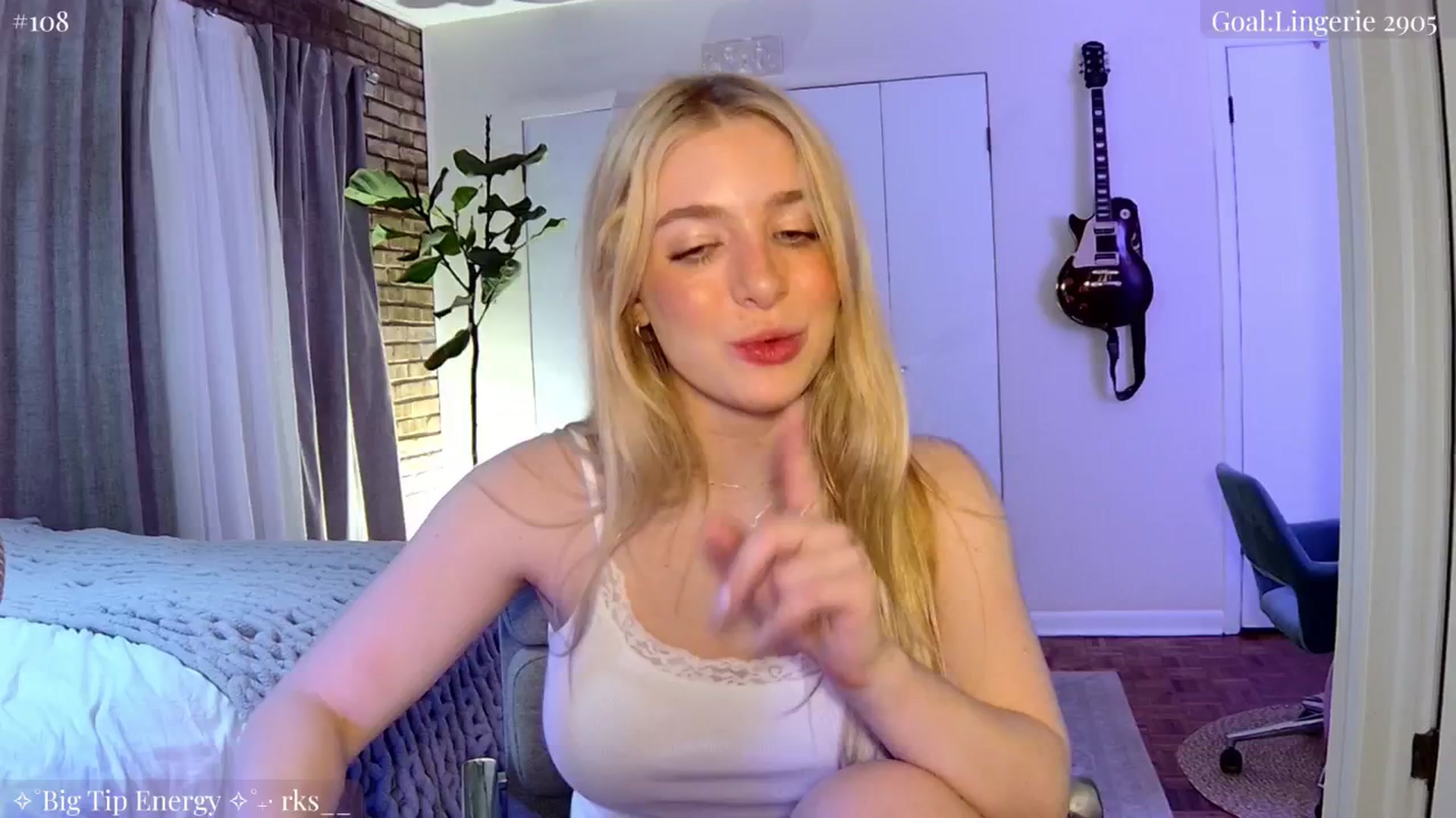 Gallery image thumbnail from BirthdaySky's myfreecams stream on, 05/04/2024, 03:14 image 16 of 20