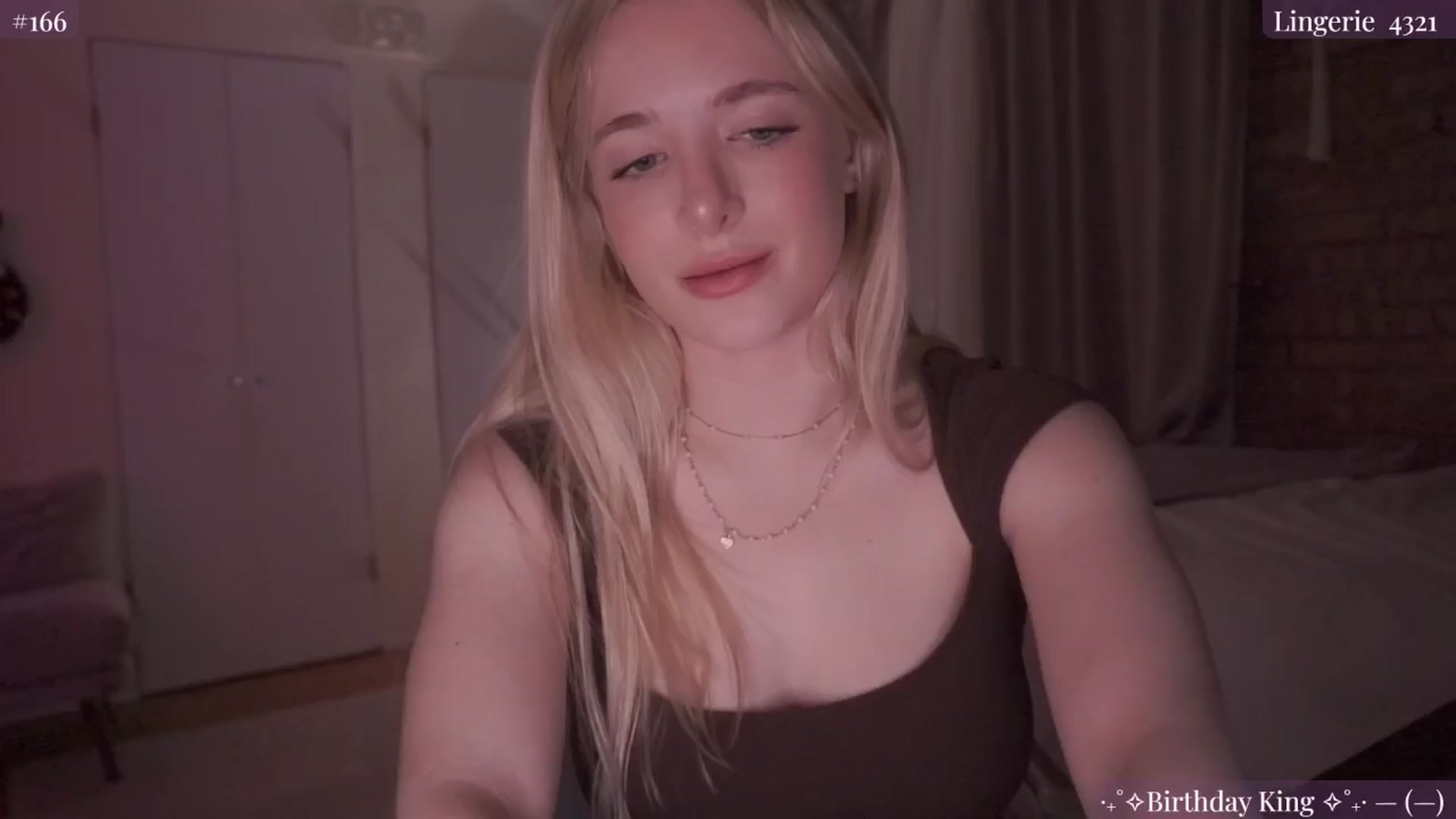 Gallery image thumbnail from BirthdaySky's myfreecams stream on, 05/28/2024, 03:25 image 4 of 20