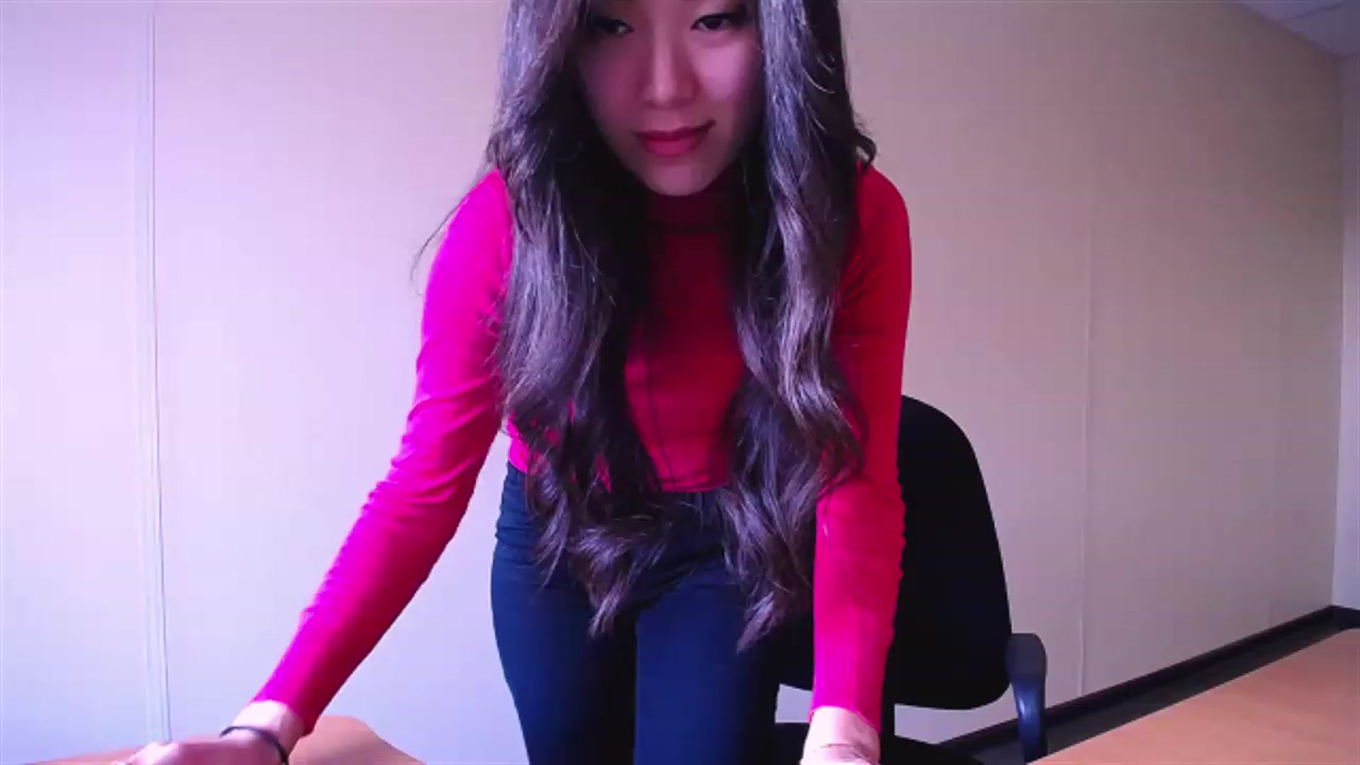 Gallery image thumbnail from BirthdaySmile's myfreecams stream on, 03/20/2023, 03:49 image 9 of 20
