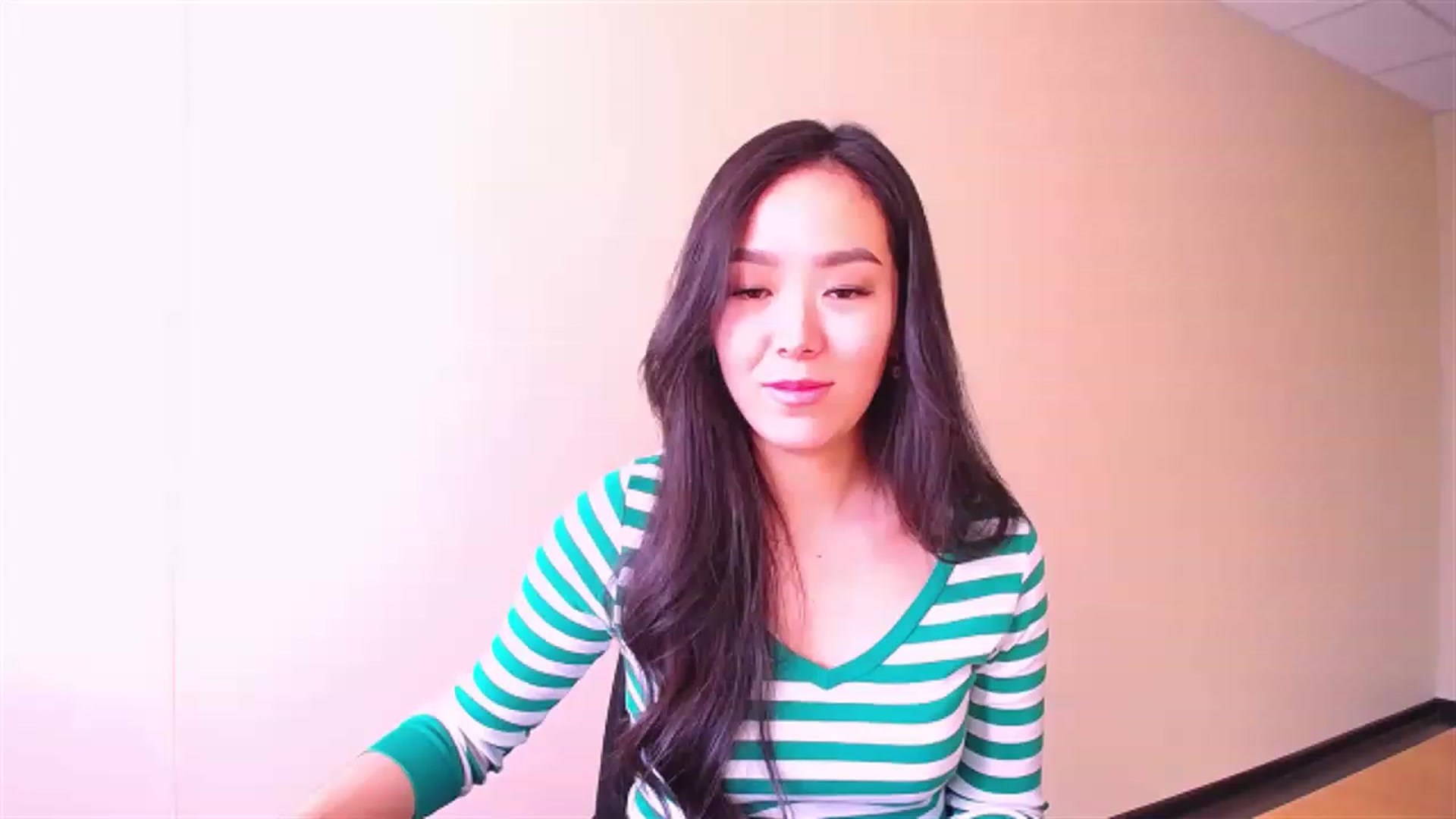Gallery image thumbnail from BirthdaySmile's myfreecams stream on, 03/21/2023, 04:56 image 13 of 20