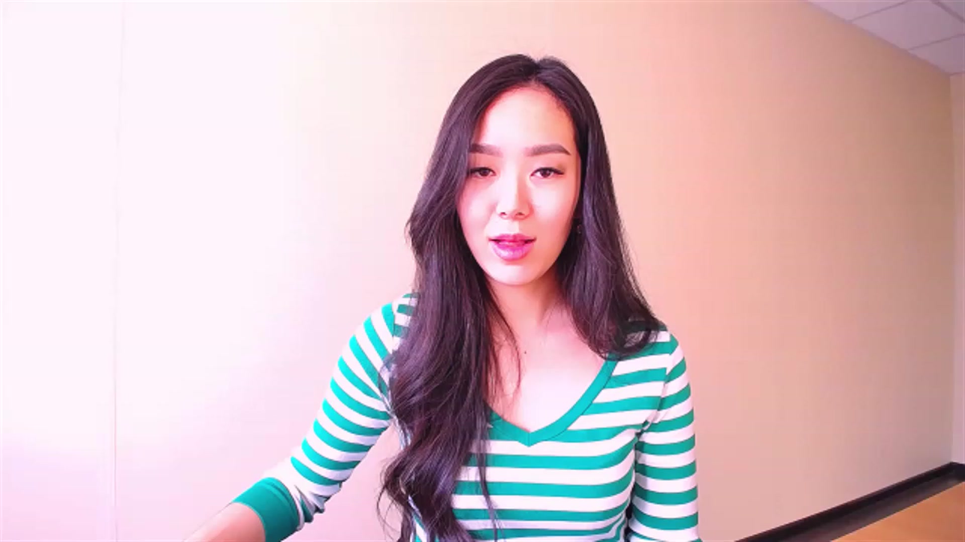 Gallery image thumbnail from BirthdaySmile's myfreecams stream on, 03/21/2023, 04:56 image 12 of 20
