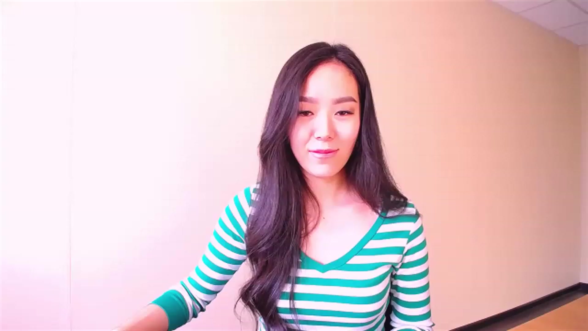 Gallery image thumbnail from BirthdaySmile's myfreecams stream on, 03/21/2023, 04:56 image 7 of 20