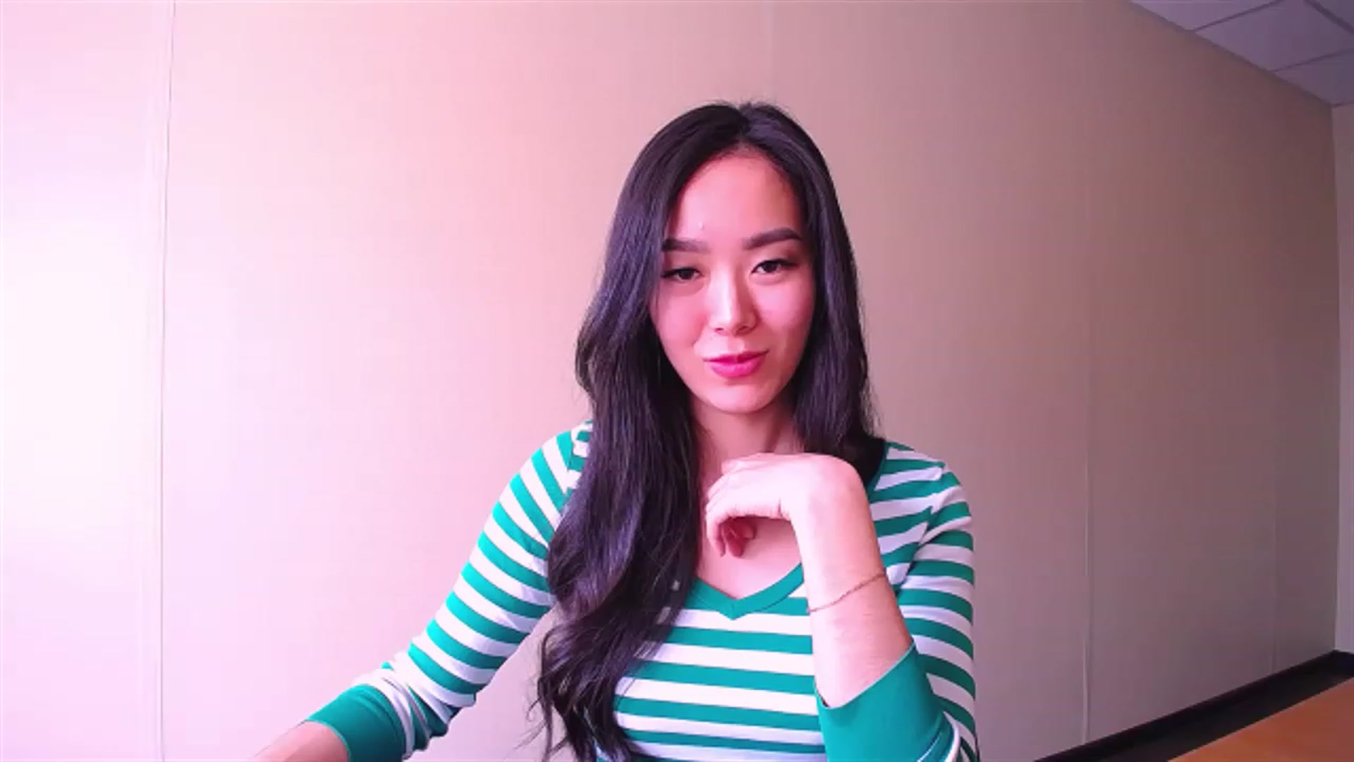 Gallery image thumbnail from BirthdaySmile's myfreecams stream on, 03/21/2023, 05:55 image 17 of 20