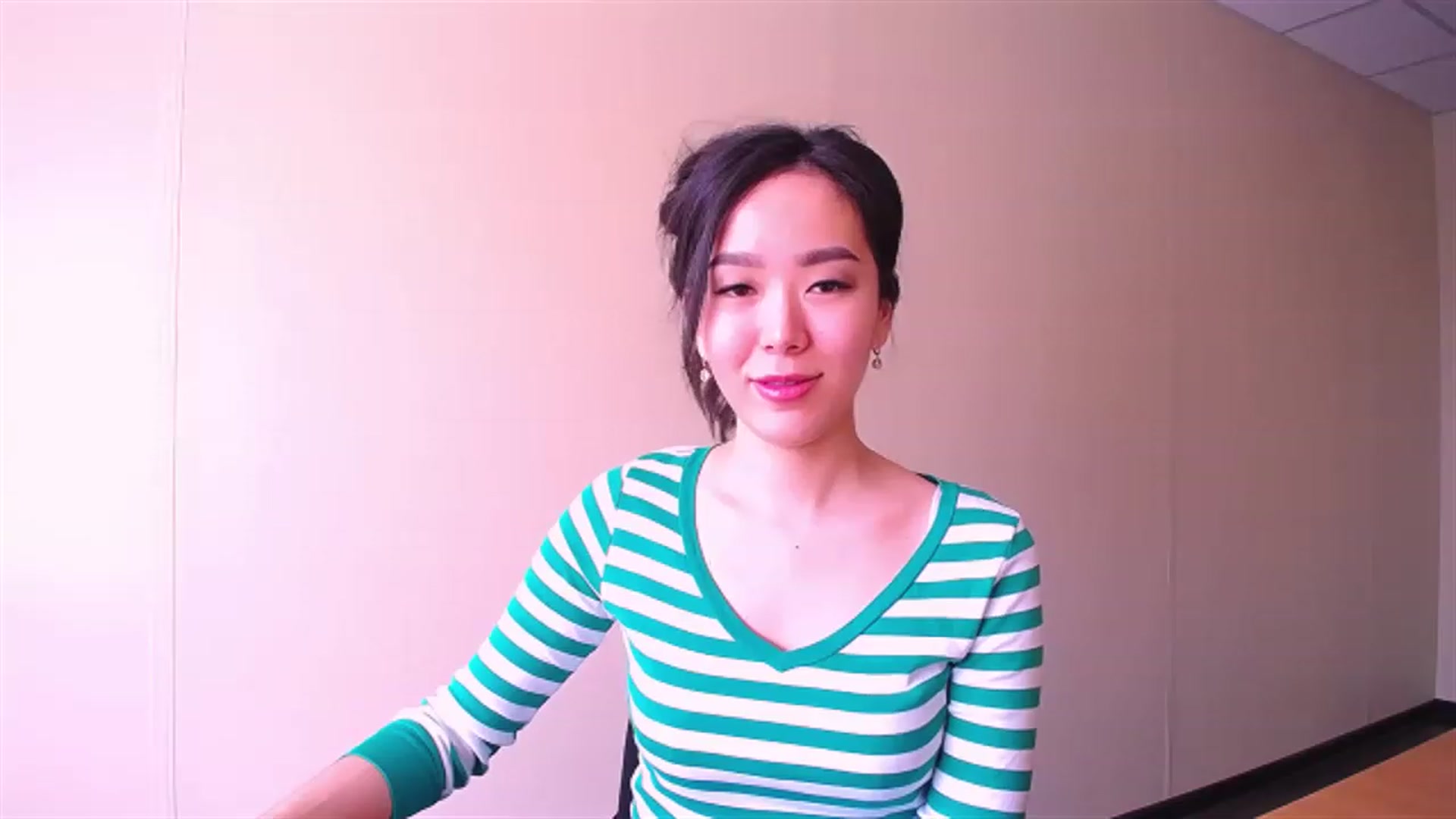Gallery image thumbnail from BirthdaySmile's myfreecams stream on, 03/21/2023, 05:55 image 6 of 20