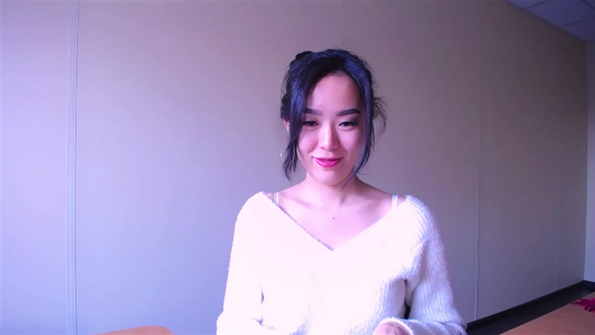 Gallery image thumbnail from BirthdaySmile's myfreecams stream on, 03/22/2023, 04:31 image 4 of 20