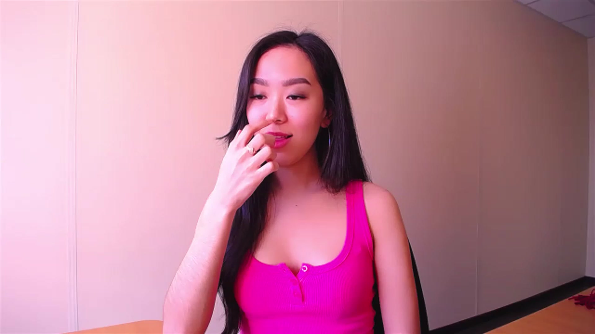 Gallery image thumbnail from BirthdaySmile's myfreecams stream on, 03/22/2023, 05:45 image 14 of 20