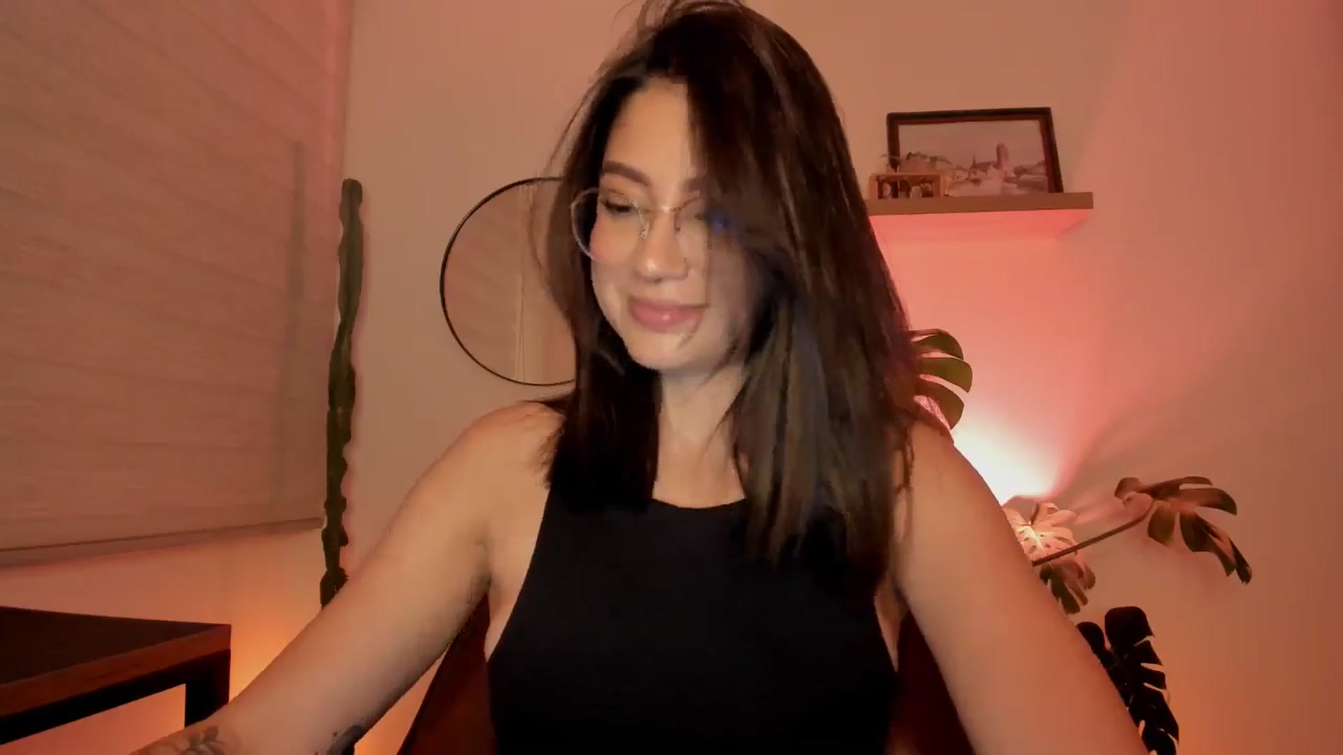 Gallery image thumbnail from BirthdaySoft's myfreecams stream on, 09/12/2024, 02:51 image 14 of 20