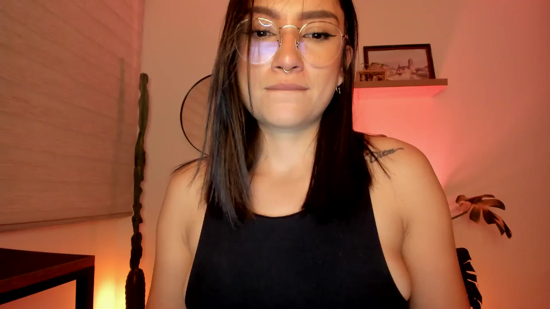 Gallery image thumbnail from BirthdaySoft's myfreecams stream on, 09/12/2024, 04:23 image 5 of 20