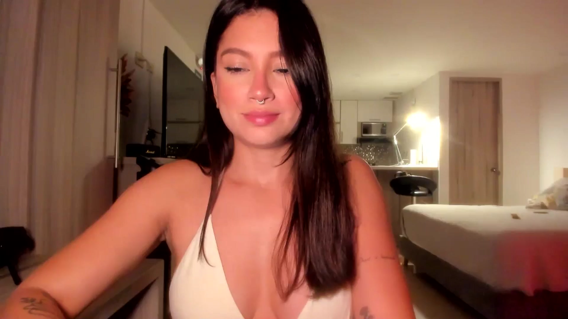 Gallery image thumbnail from BirthdaySoft's myfreecams stream on, 09/07/2025, 02:53 image 1 of 20