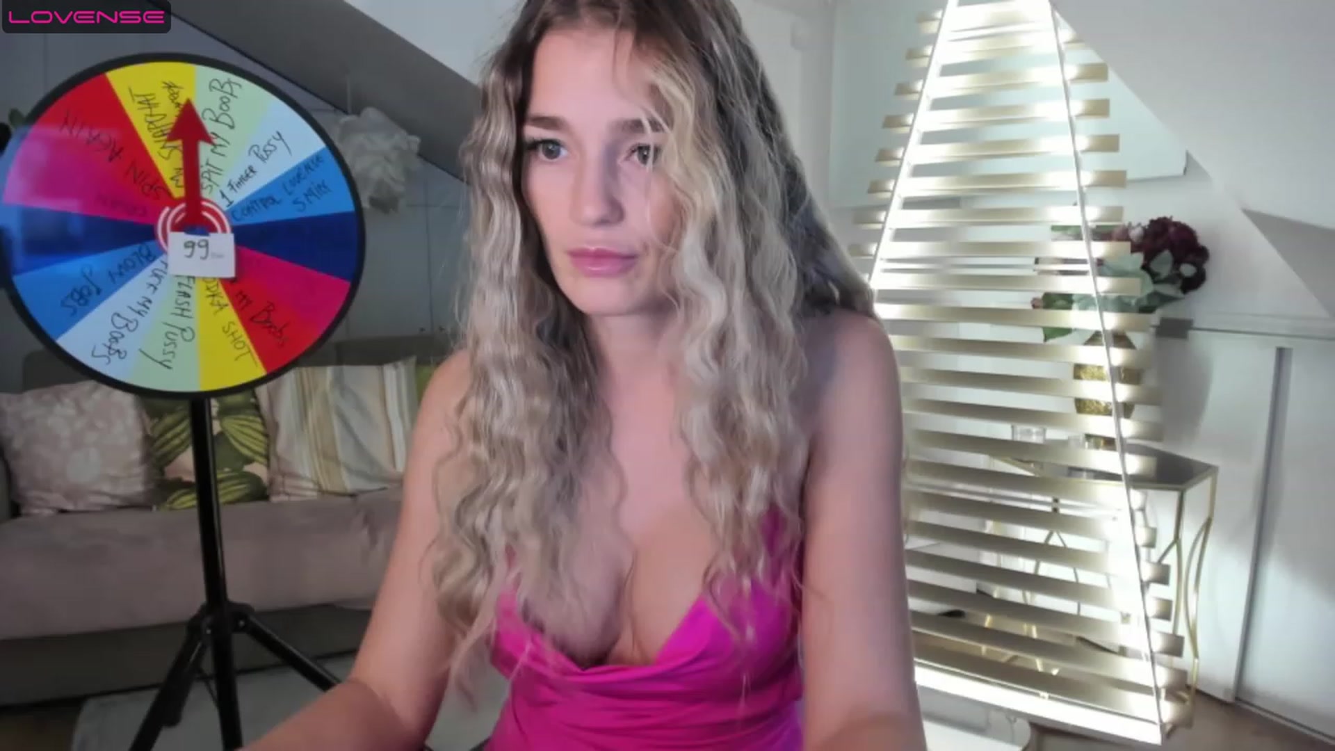 Gallery image thumbnail from BirthdaySpicy's myfreecams stream on, 04/20/2023, 22:29 image 7 of 20