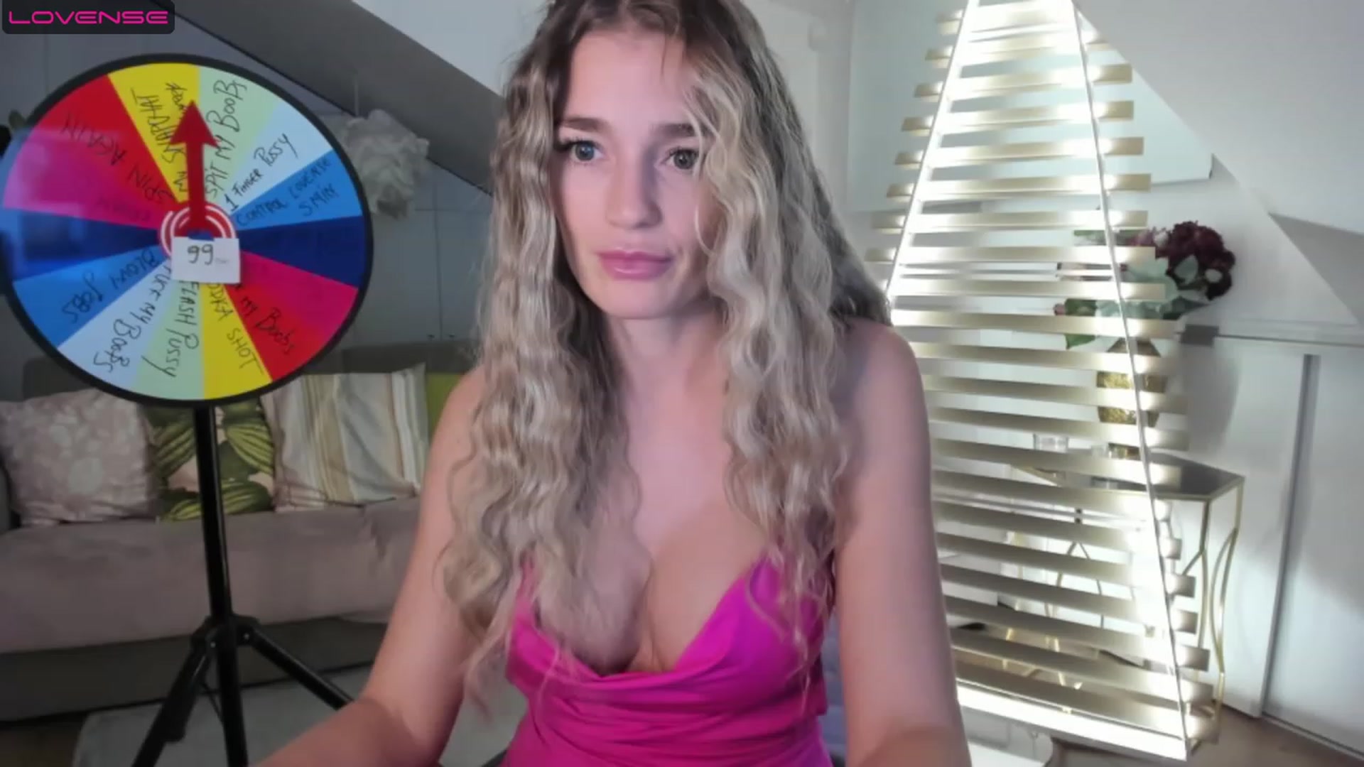 Gallery image thumbnail from BirthdaySpicy's myfreecams stream on, 04/20/2023, 22:29 image 8 of 20