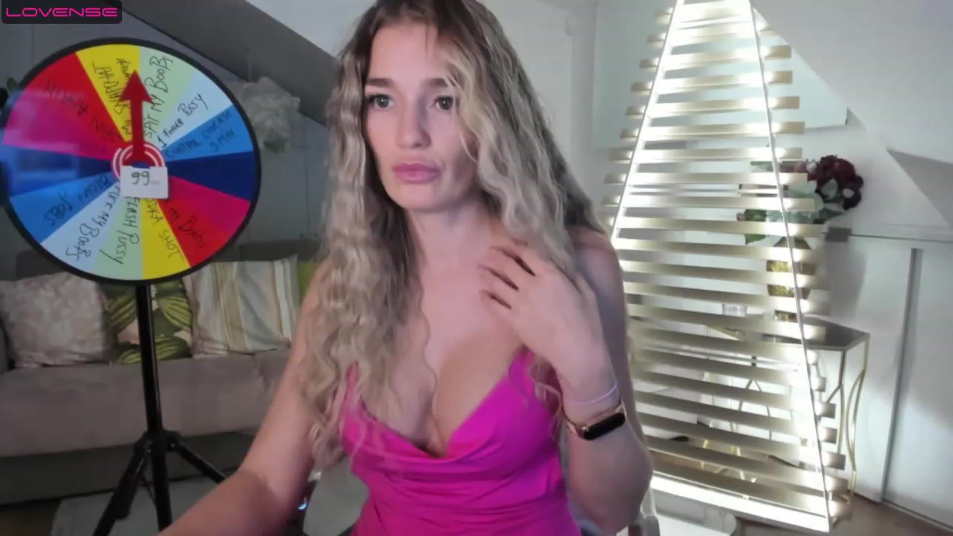 Gallery image thumbnail from BirthdaySpicy's myfreecams stream on, 04/20/2023, 22:29 image 11 of 20