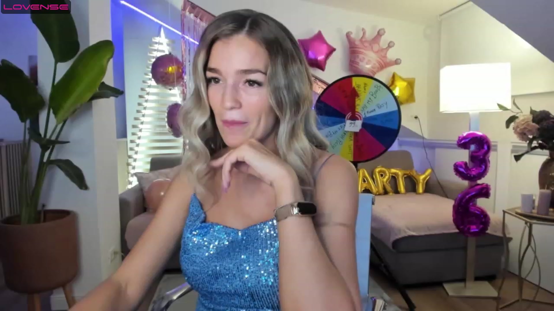 Gallery image thumbnail from BirthdaySpicy's myfreecams stream on, 04/21/2023, 22:43 image 7 of 20