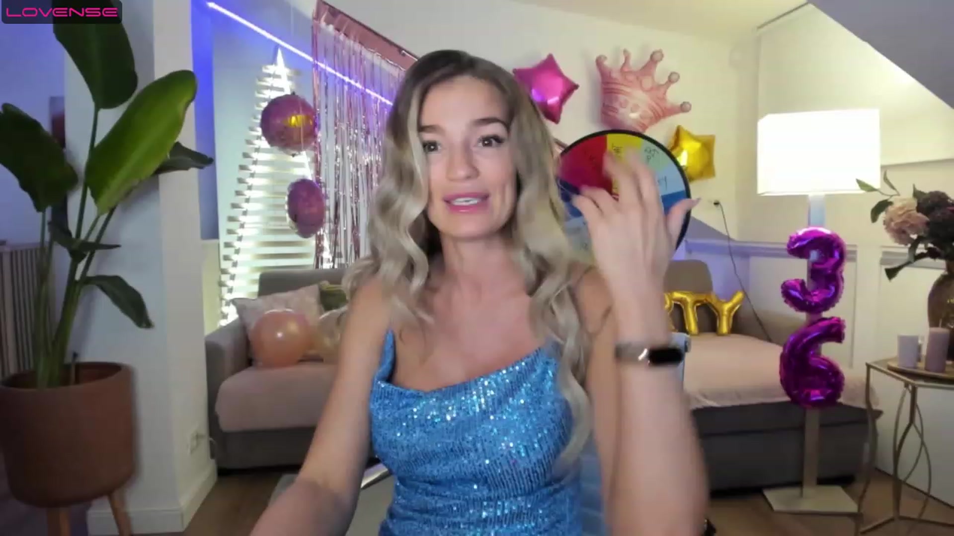 Gallery image thumbnail from BirthdaySpicy's myfreecams stream on, 04/21/2023, 22:43 image 9 of 20