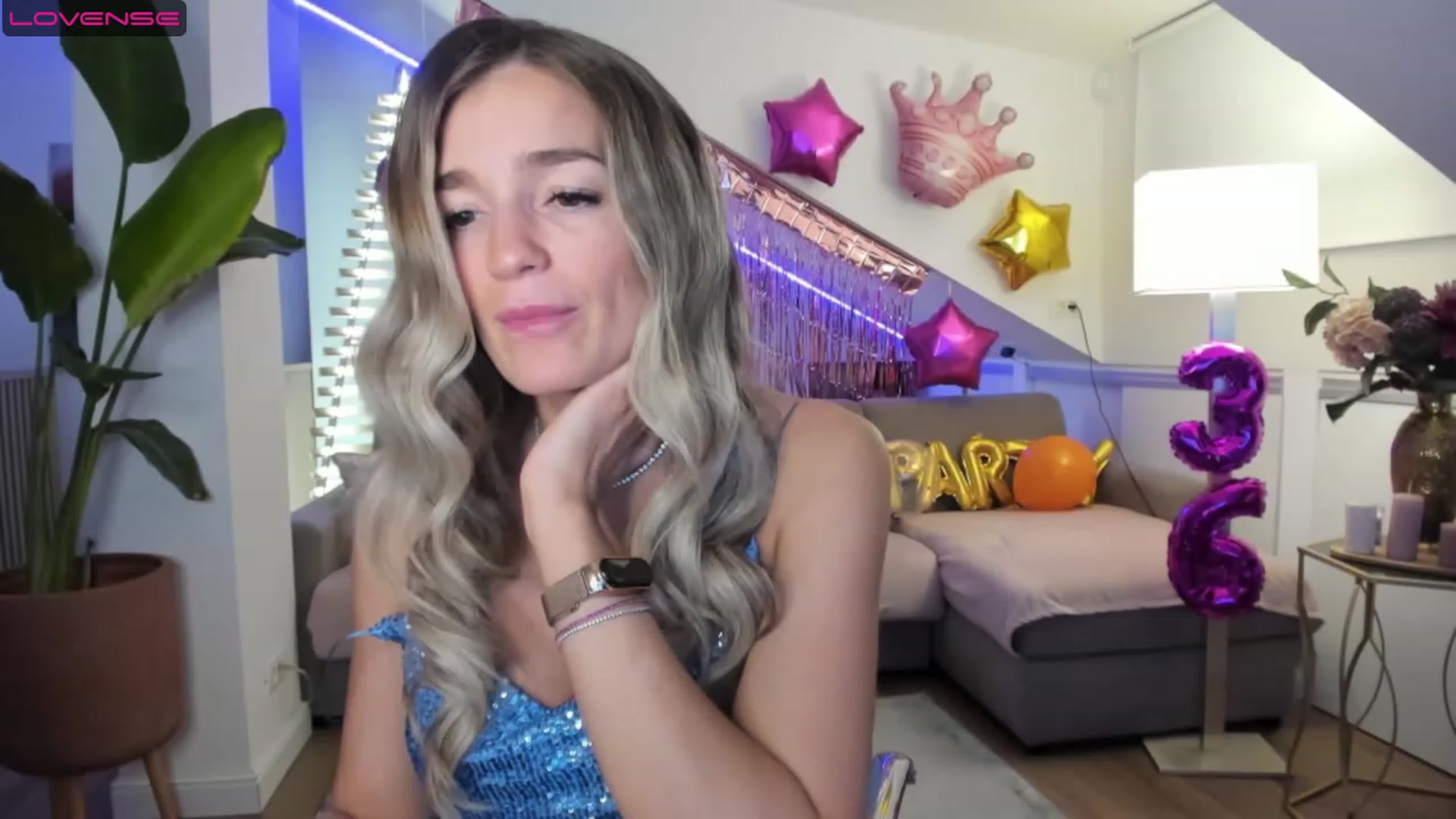 Gallery image thumbnail from BirthdaySpicy's myfreecams stream on, 04/21/2023, 23:42 image 17 of 20