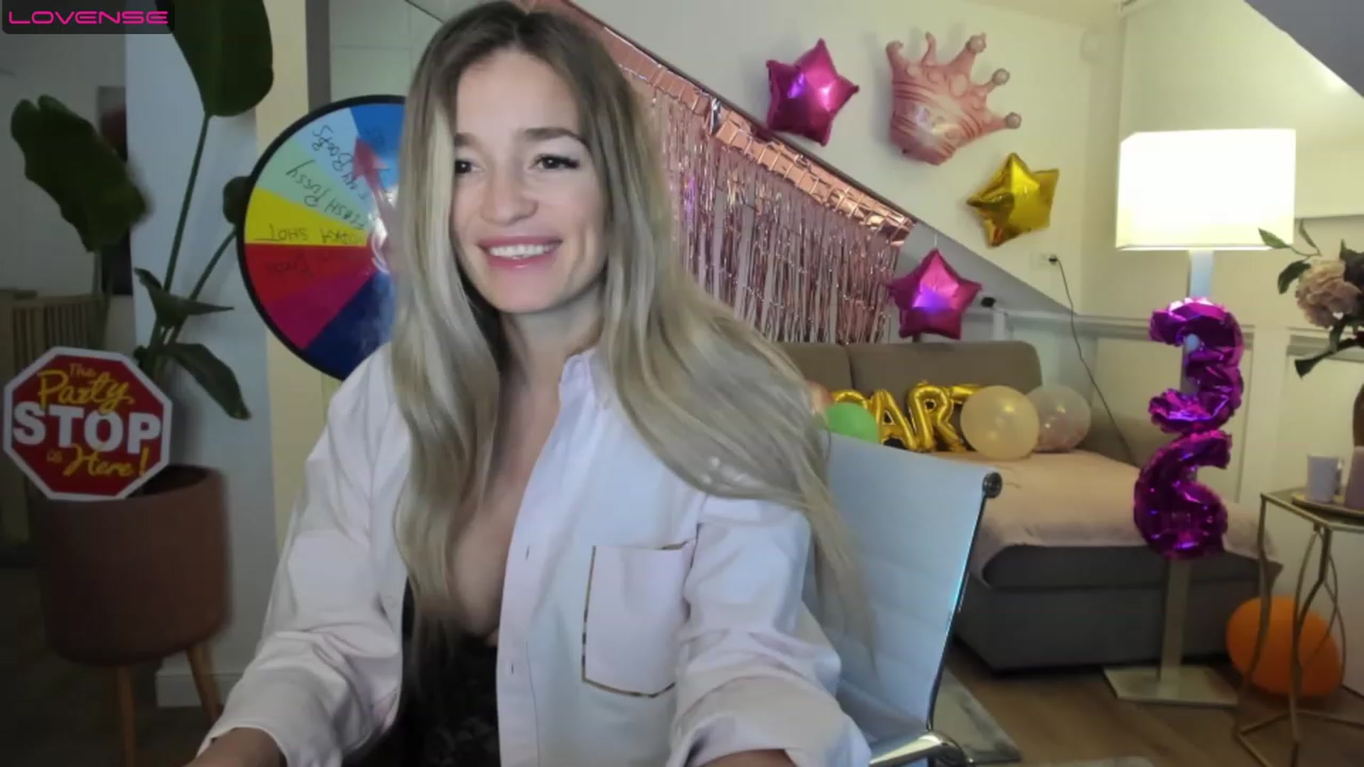 Gallery image thumbnail from BirthdaySpicy's myfreecams stream on, 04/27/2023, 22:13 image 12 of 20