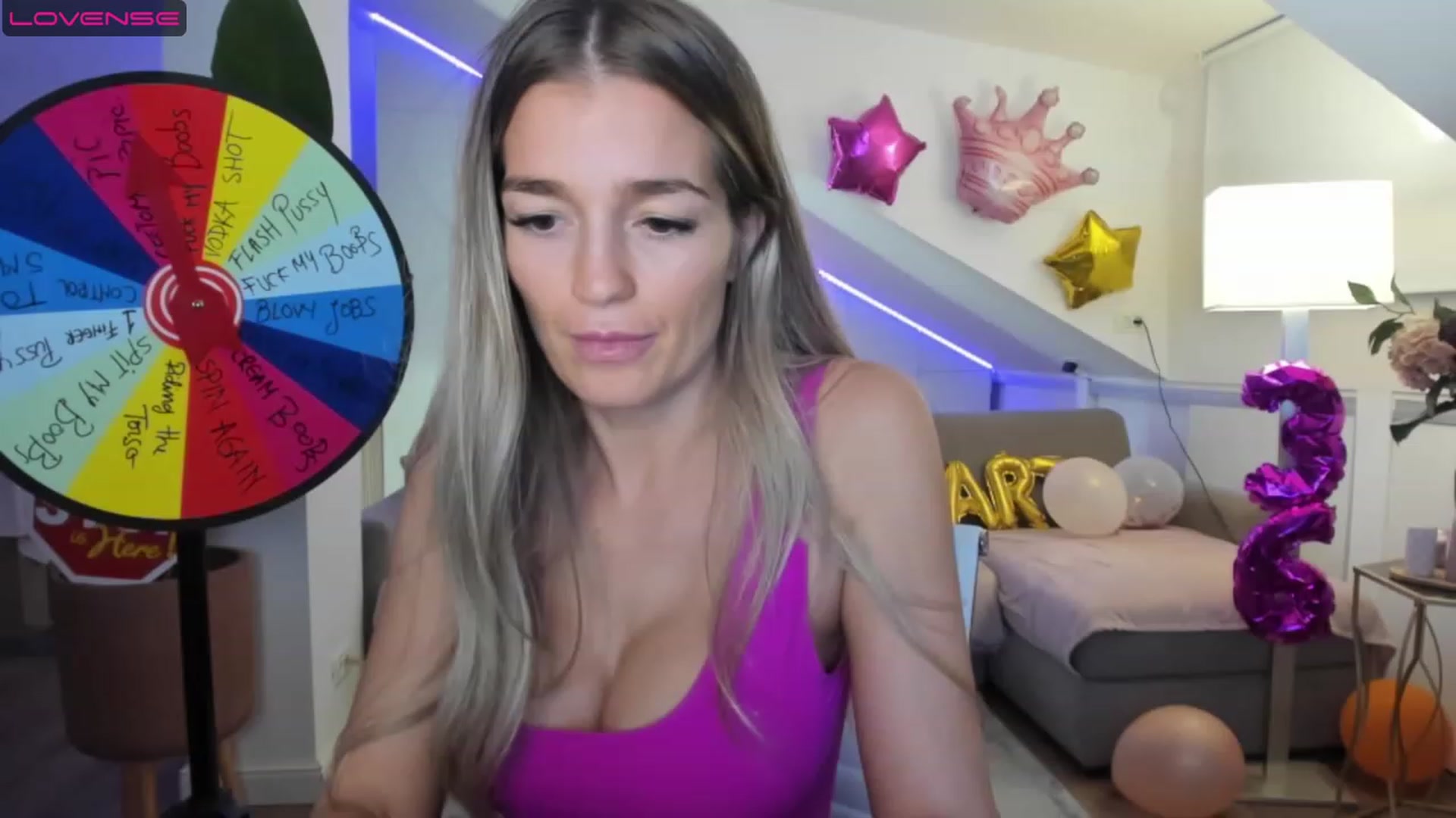 Gallery image thumbnail from BirthdaySpicy's myfreecams stream on, 04/30/2023, 23:59 image 15 of 20