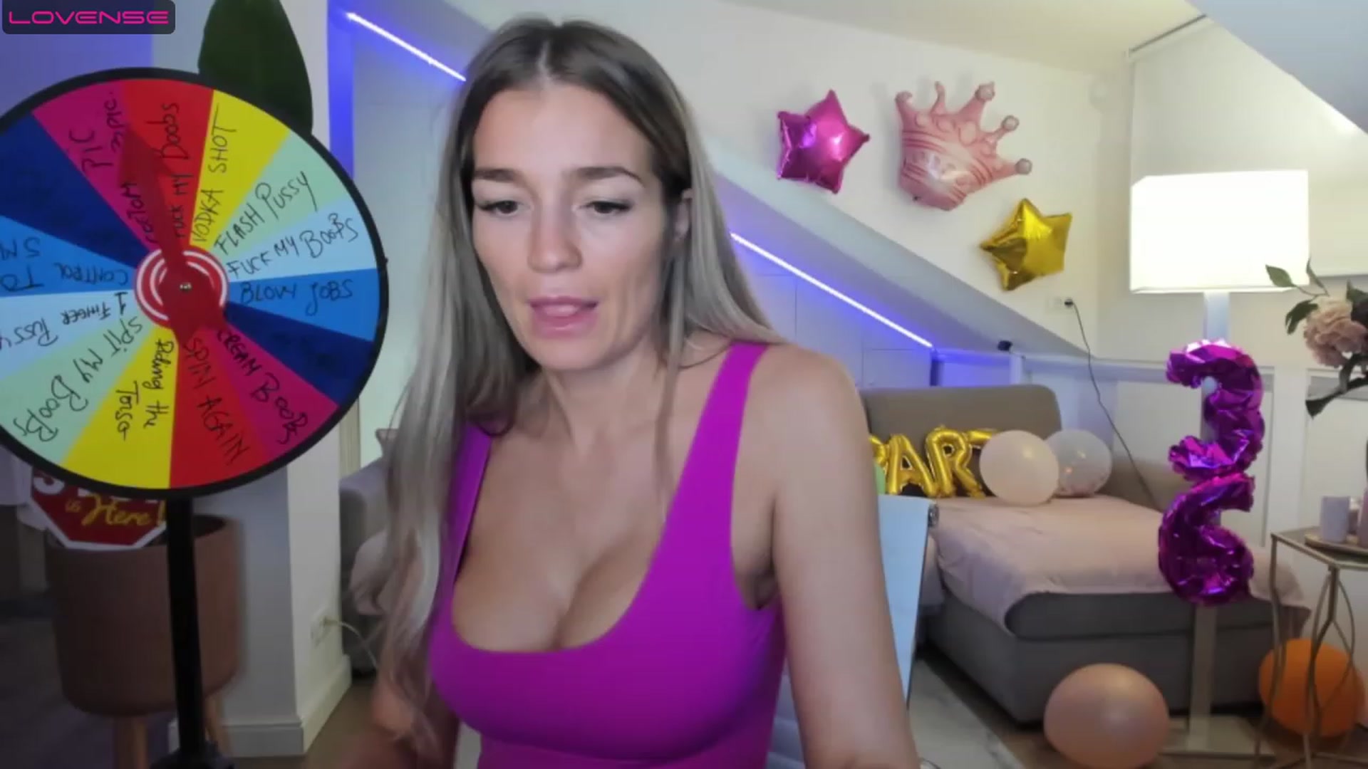 Gallery image thumbnail from BirthdaySpicy's myfreecams stream on, 04/30/2023, 23:59 image 14 of 20