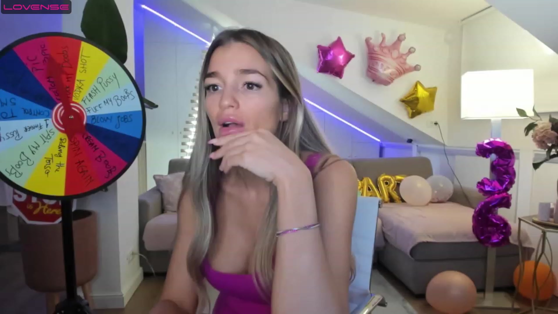 Gallery image thumbnail from BirthdaySpicy's myfreecams stream on, 04/30/2023, 23:59 image 17 of 20
