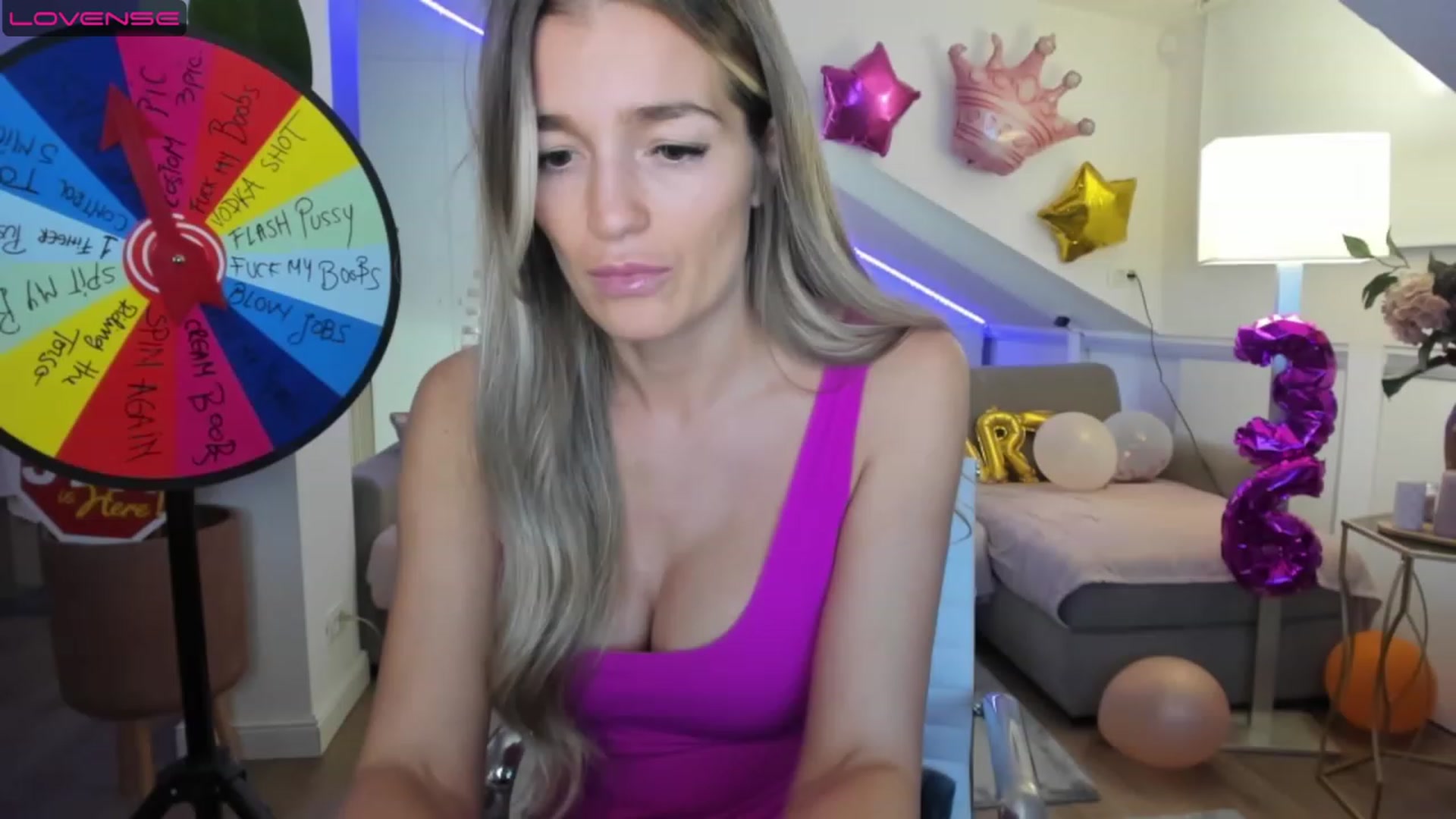 Gallery image thumbnail from BirthdaySpicy's myfreecams stream on, 04/30/2023, 23:59 image 8 of 20