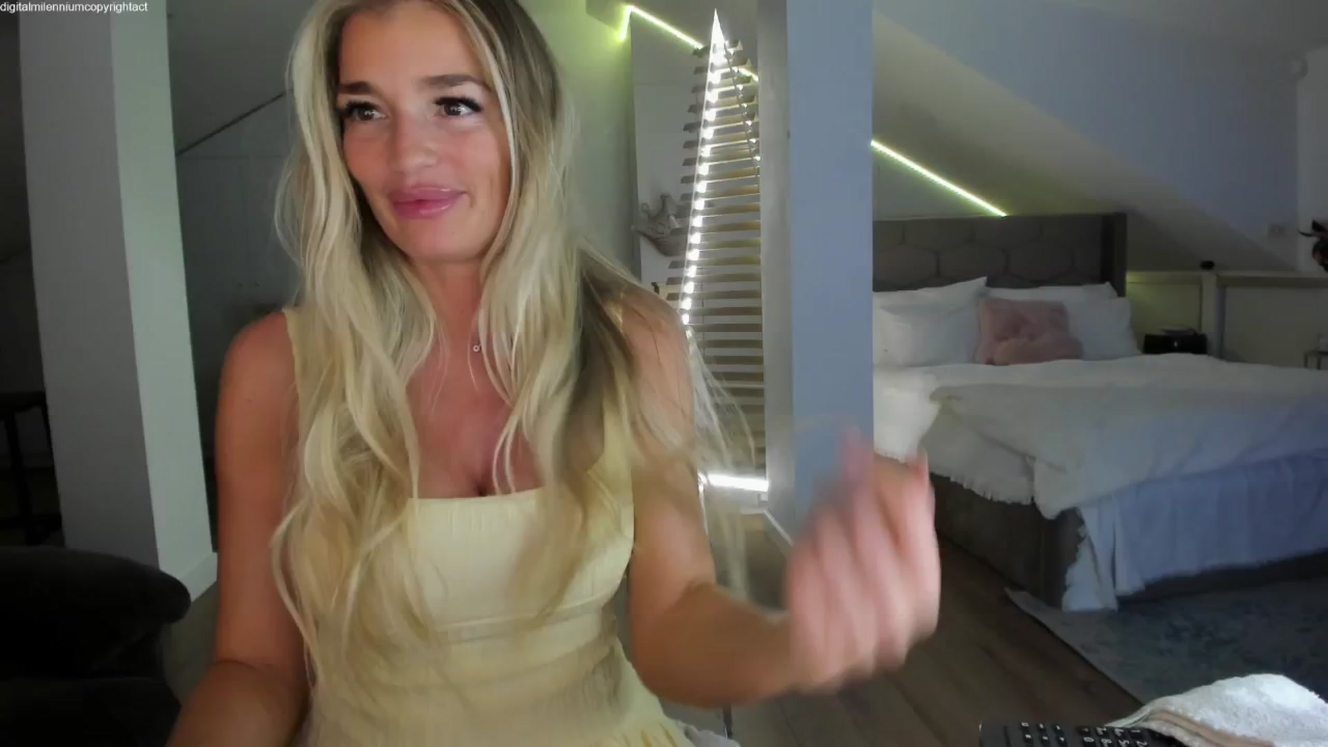 Gallery image thumbnail from BirthdaySpicy's myfreecams stream on, 04/22/2025, 23:23 image 9 of 20
