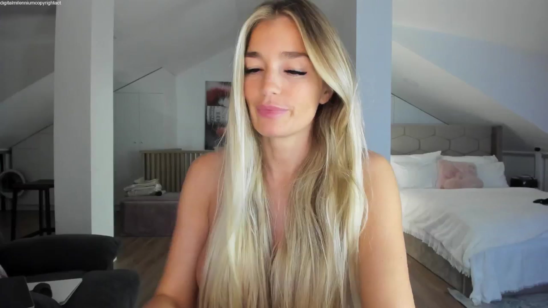 Gallery image thumbnail from BirthdaySpicy's myfreecams stream on, 04/28/2025, 02:08 image 12 of 20